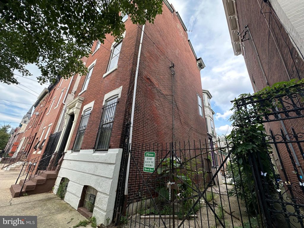 Photo of 957 N 5th Street, PHILADELPHIA, PA 19123 (MLS # PAPH2514932)