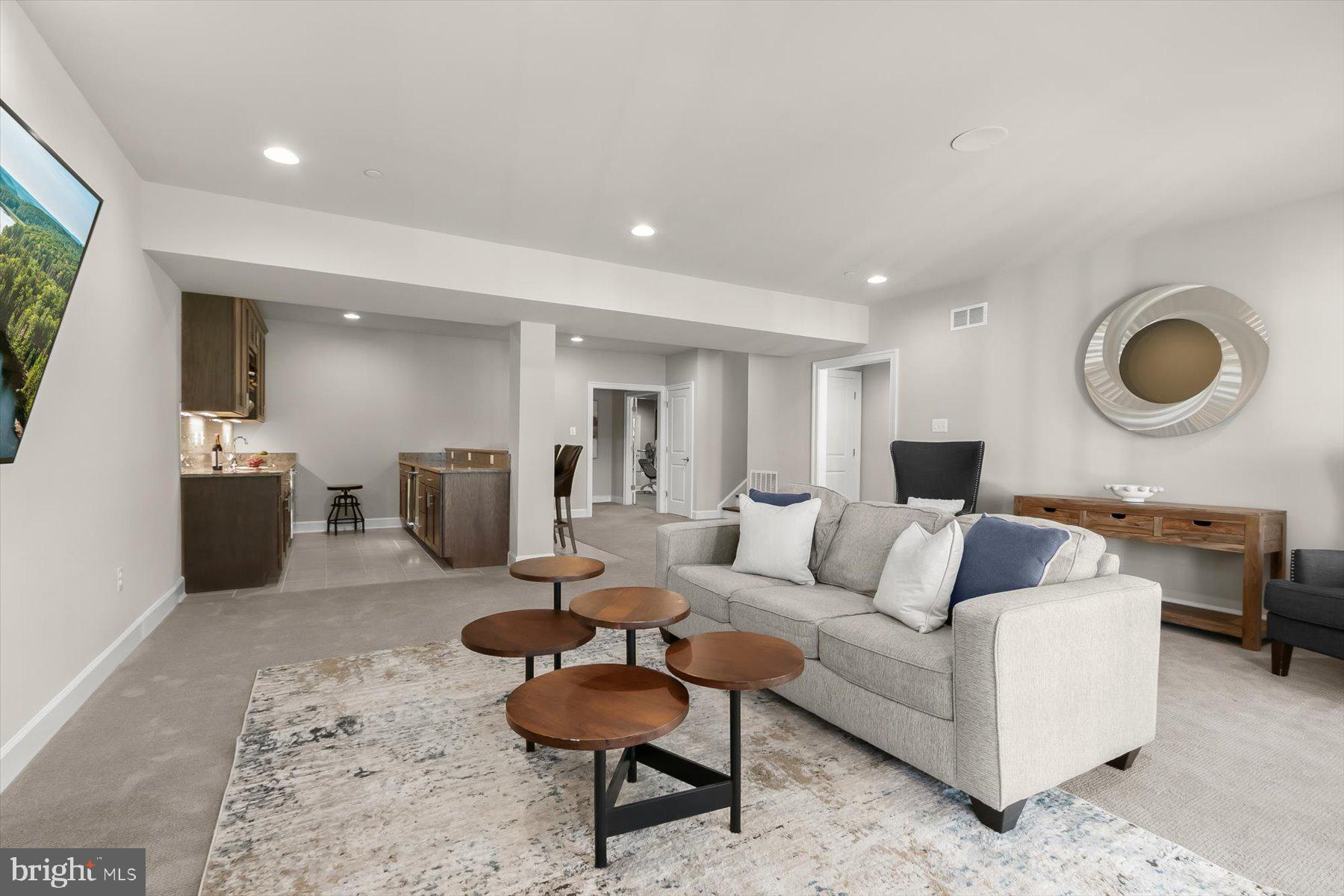 HIGHLAND RESERVE - Residential