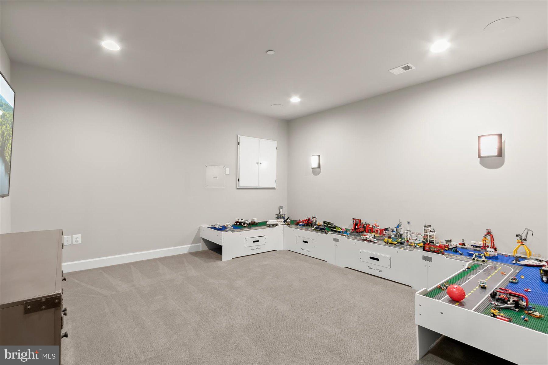 HIGHLAND RESERVE - Residential