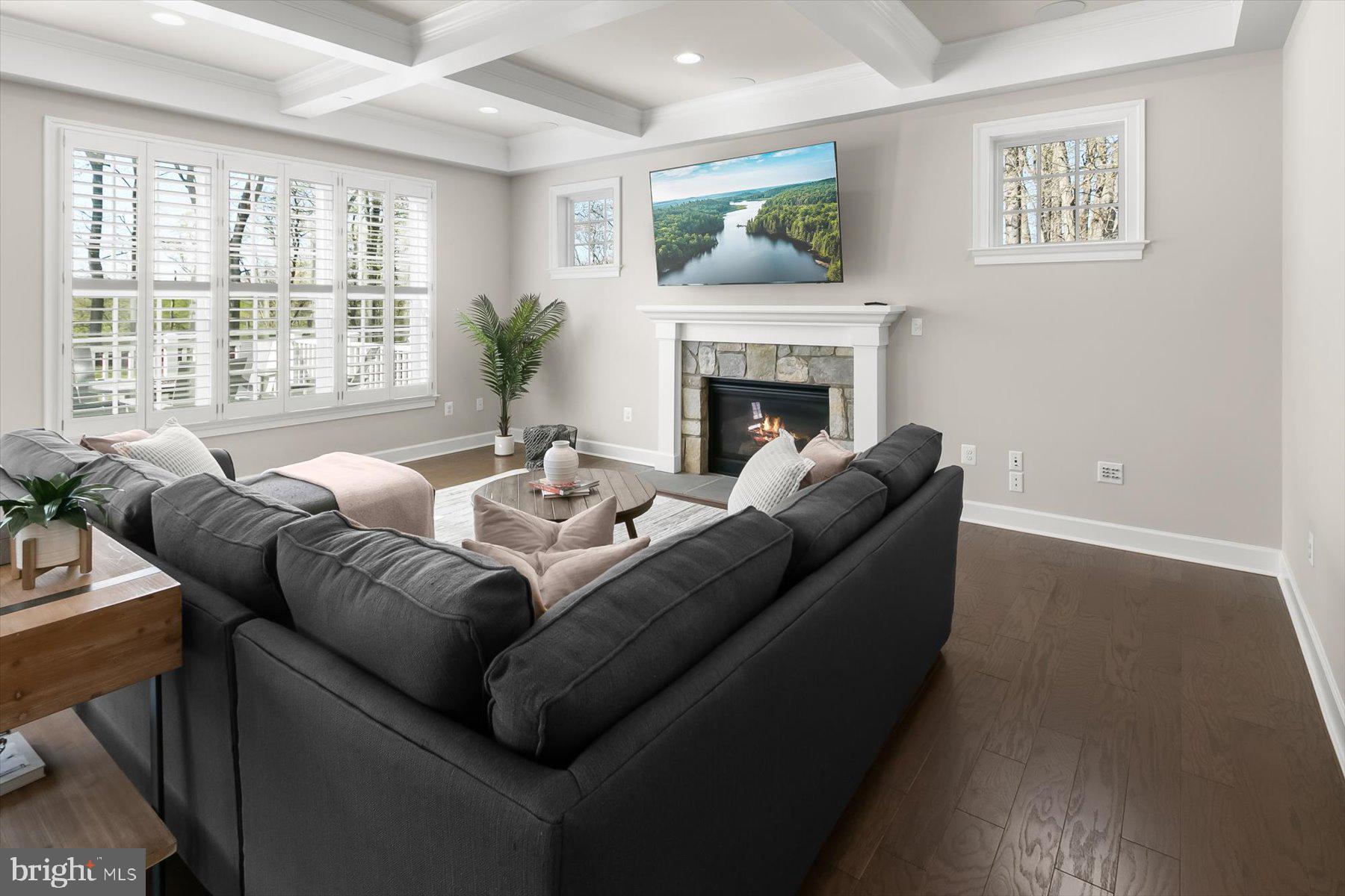 HIGHLAND RESERVE - Residential