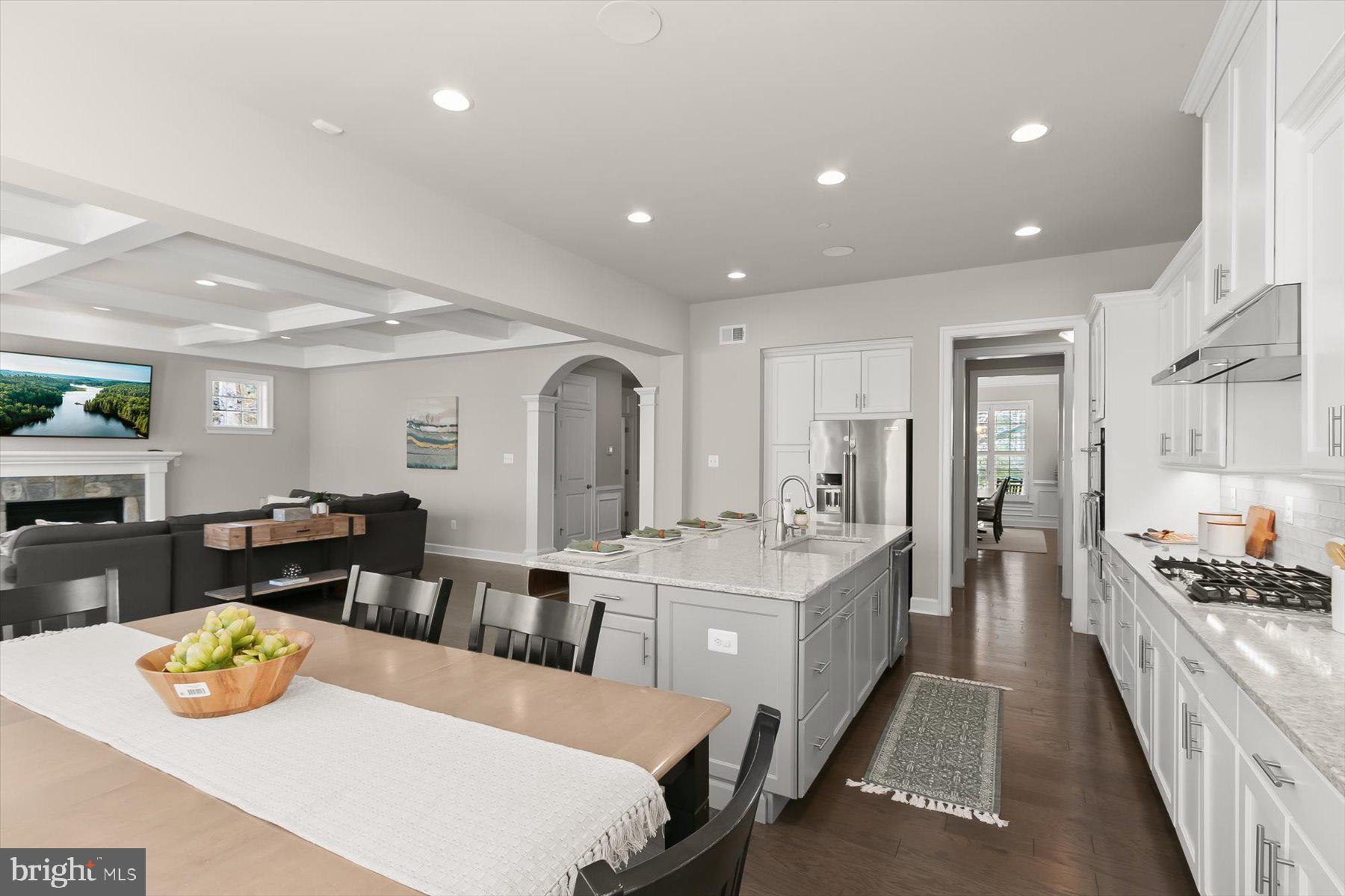 HIGHLAND RESERVE - Residential