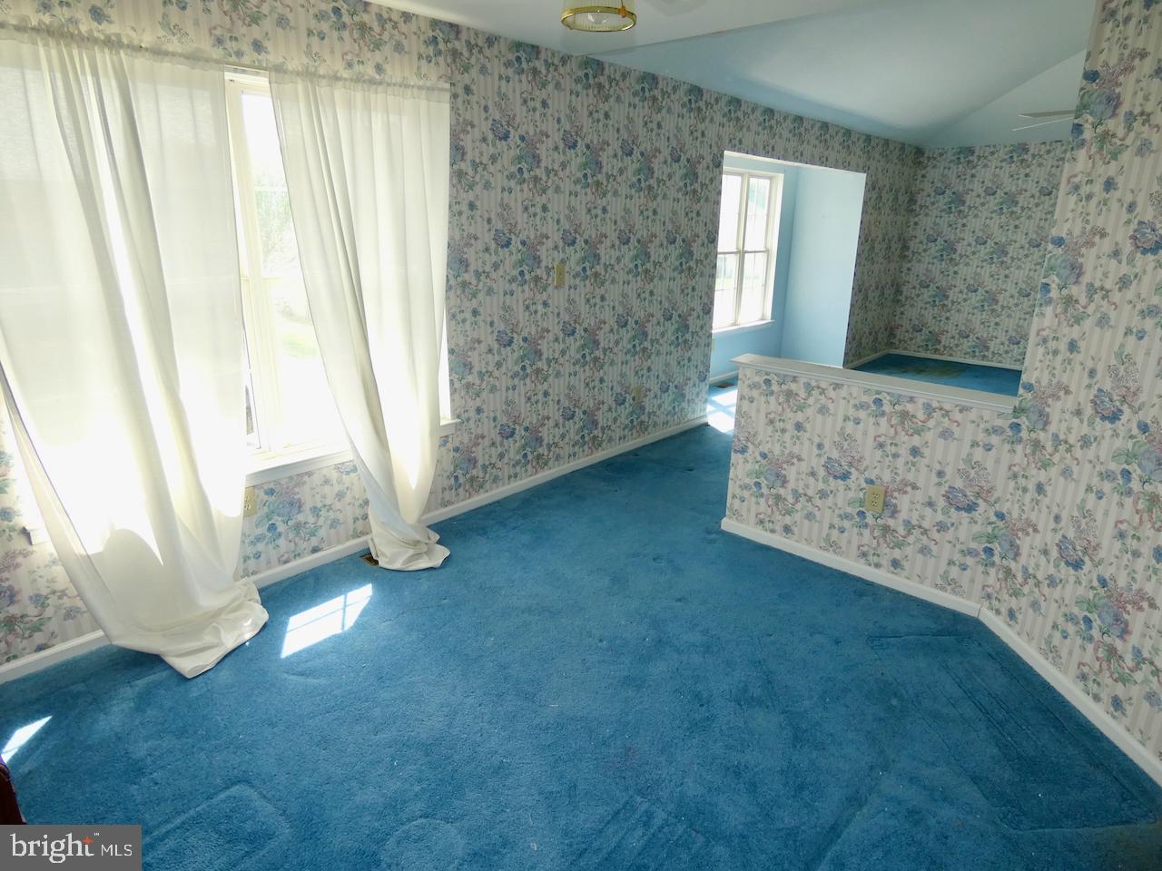 SALEM WOODS - Residential