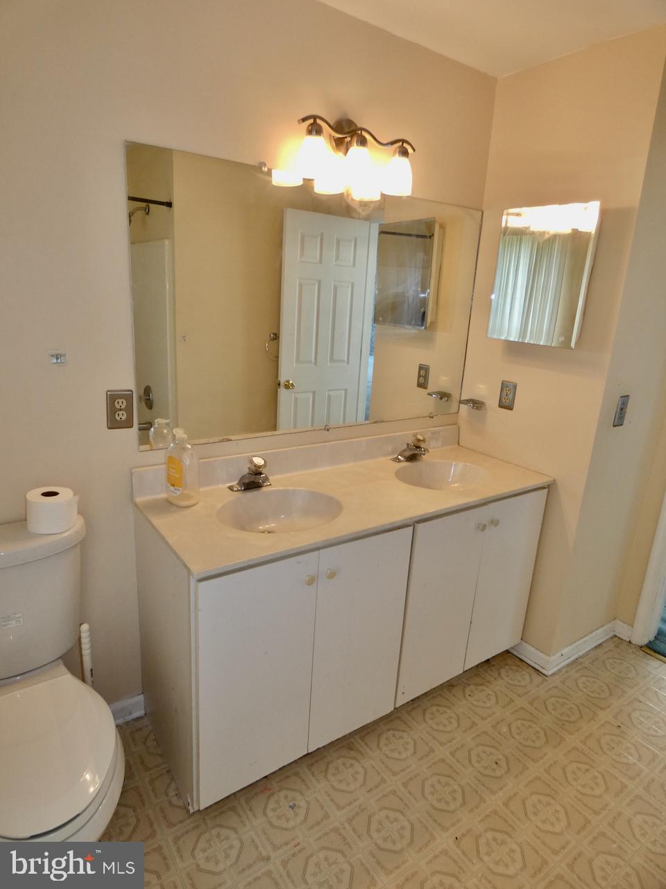 SALEM WOODS - Residential