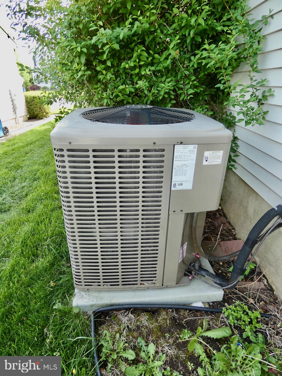 SALEM WOODS - Residential