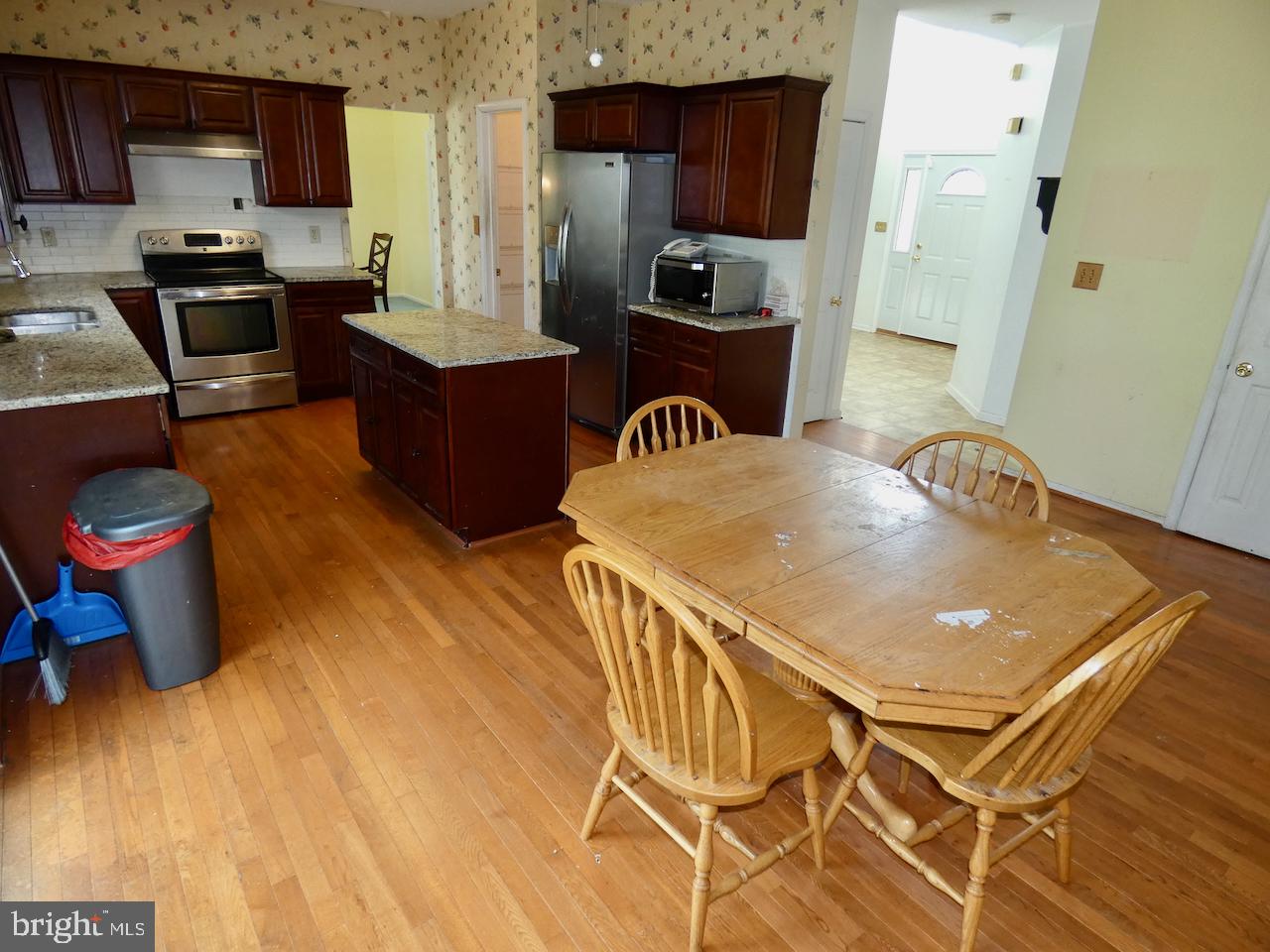 SALEM WOODS - Residential