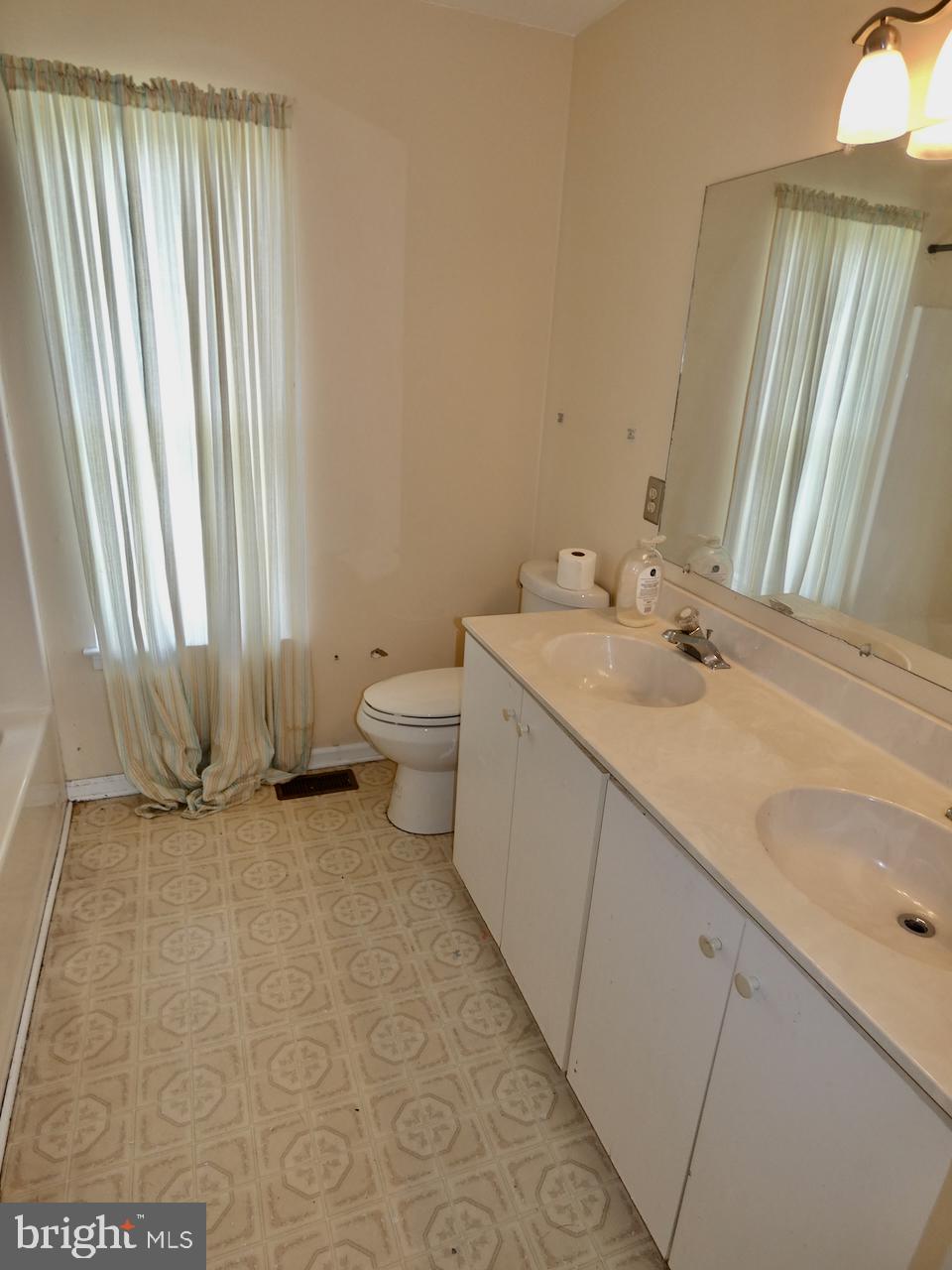 SALEM WOODS - Residential