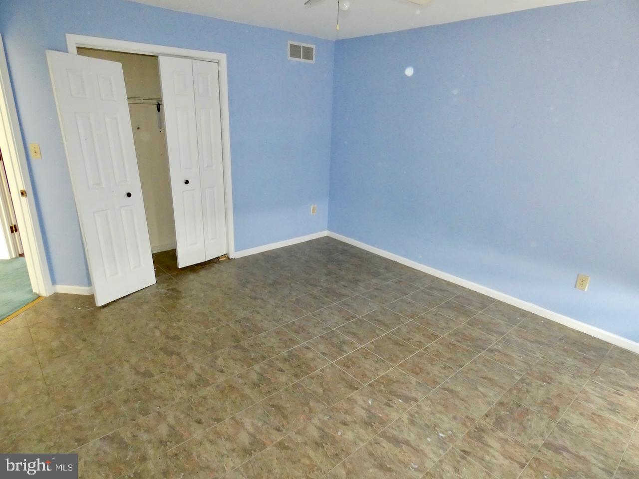 SALEM WOODS - Residential