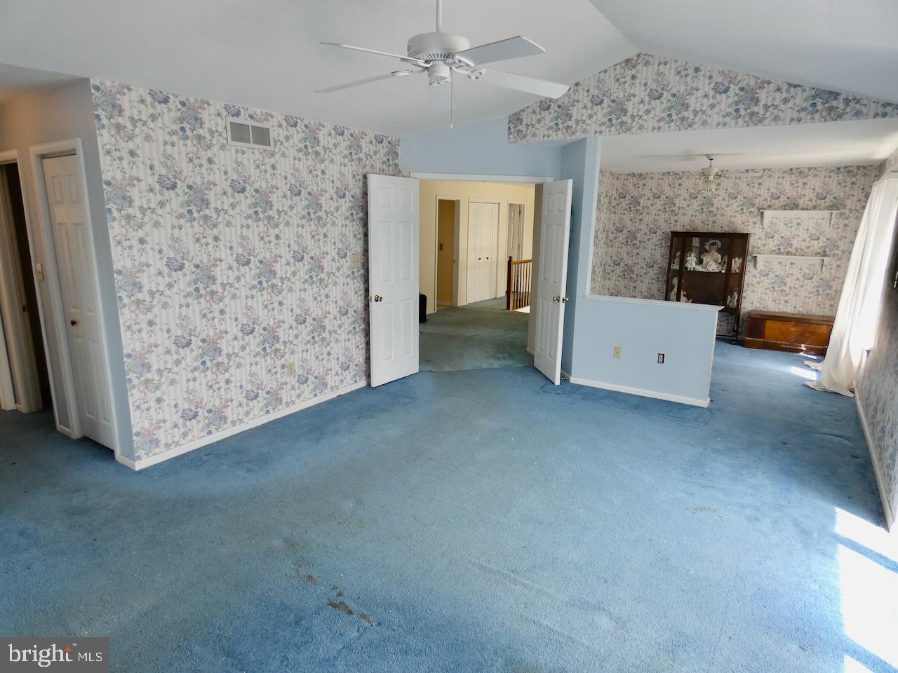 SALEM WOODS - Residential