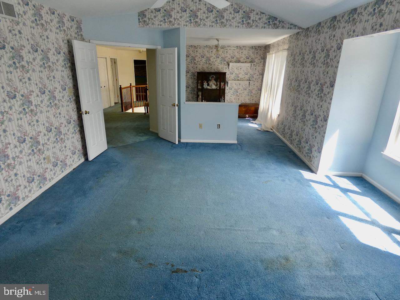 SALEM WOODS - Residential