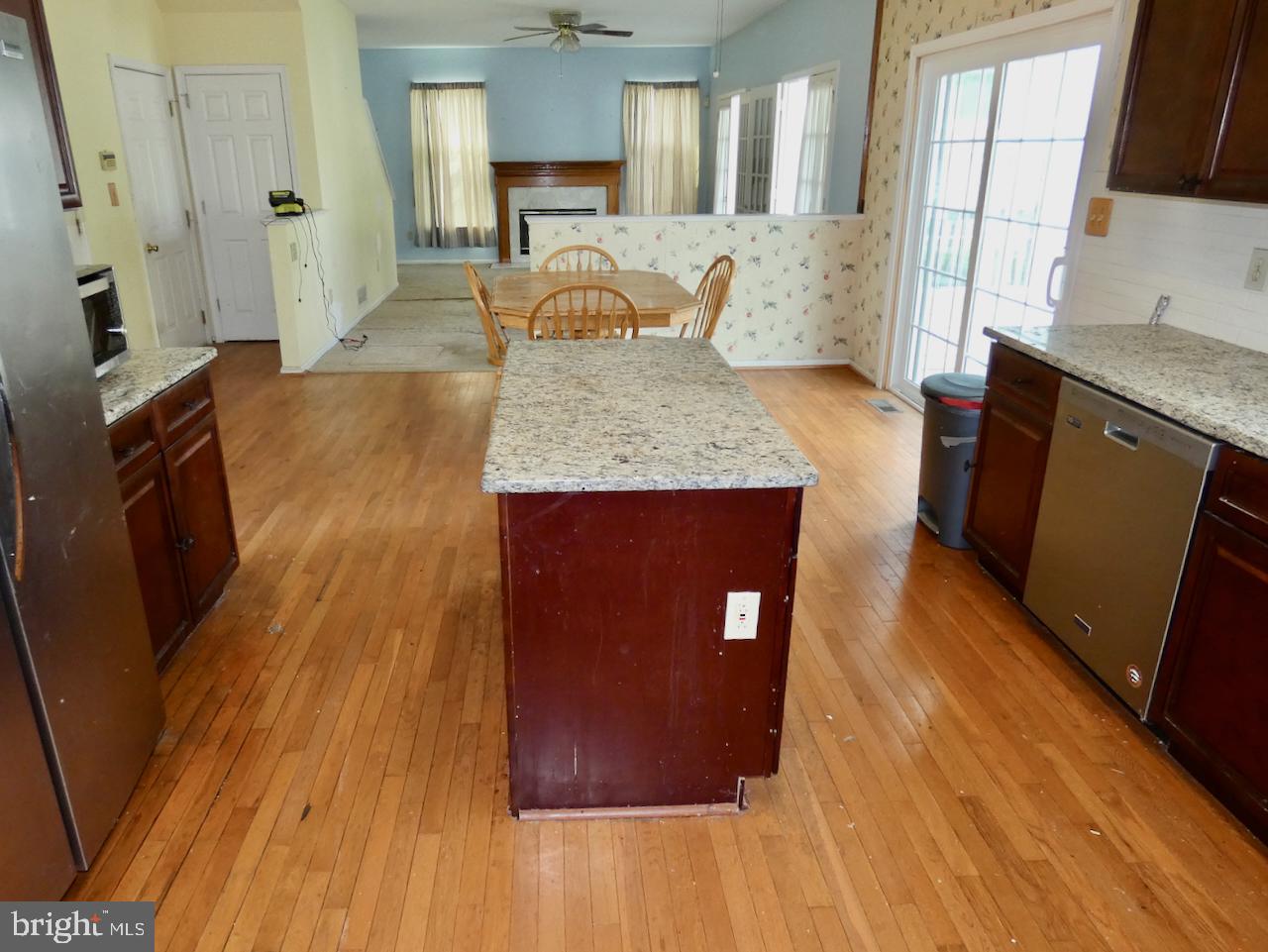 SALEM WOODS - Residential