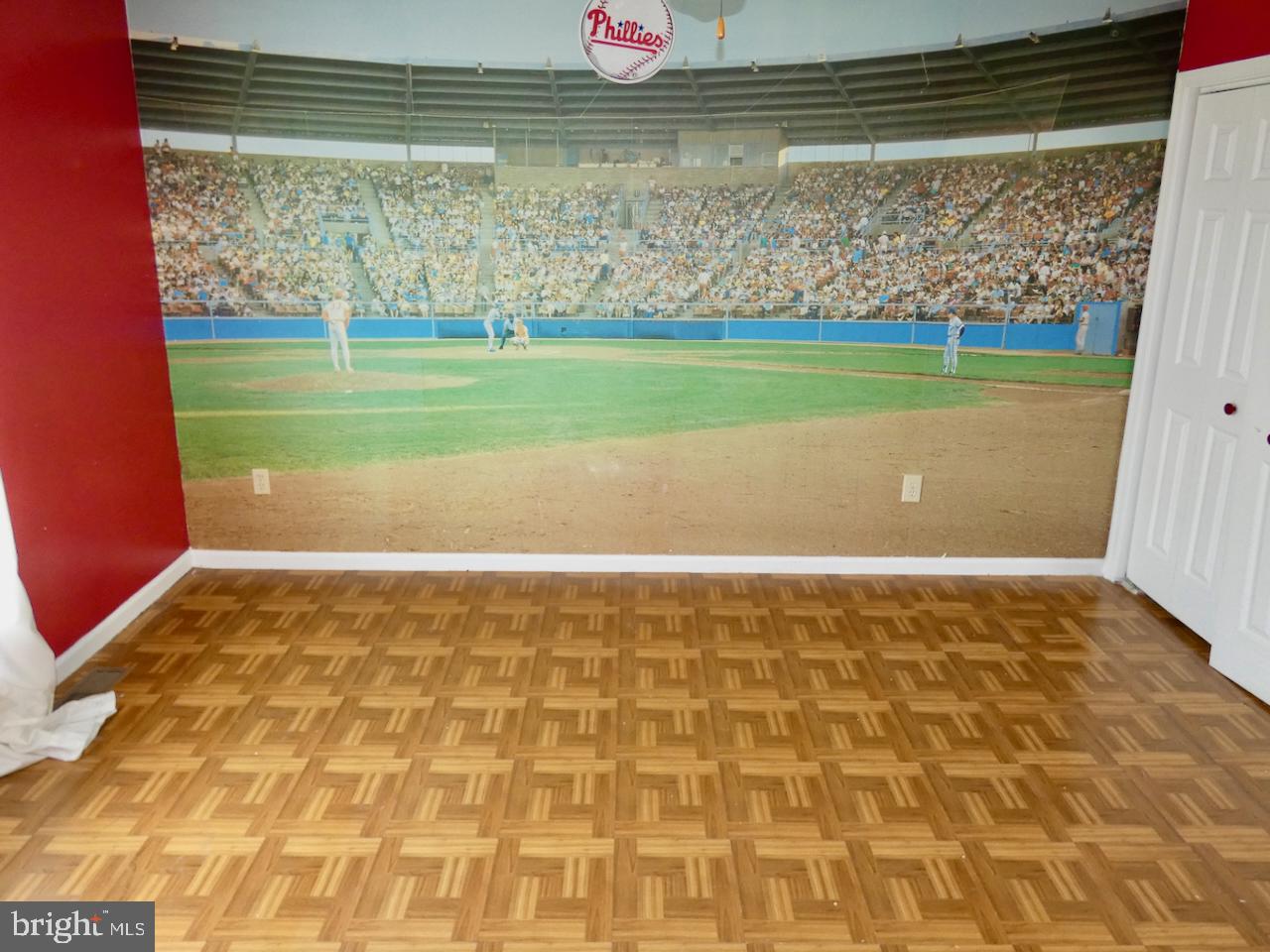 SALEM WOODS - Residential