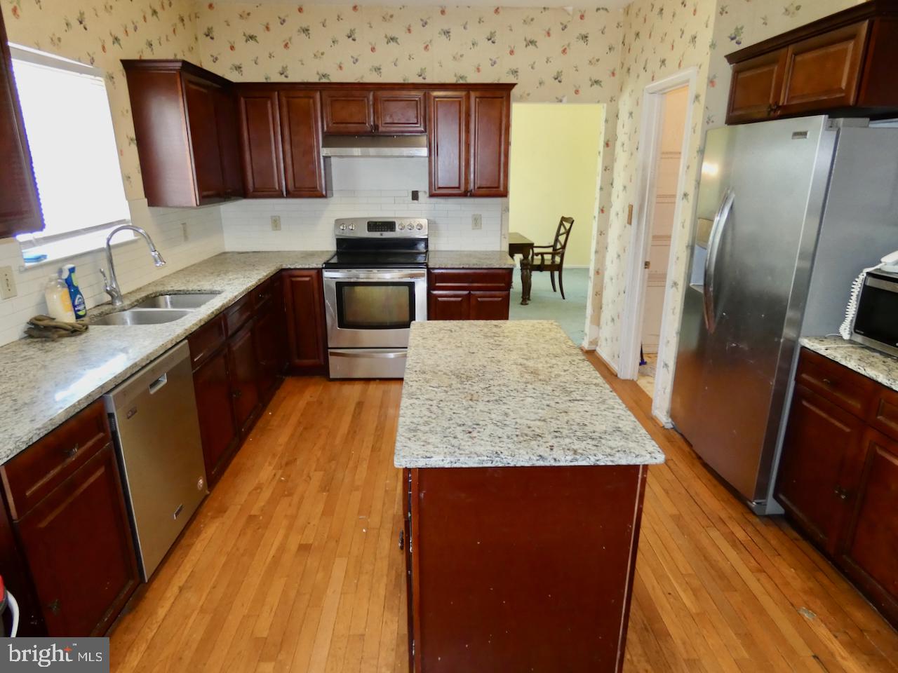 SALEM WOODS - Residential