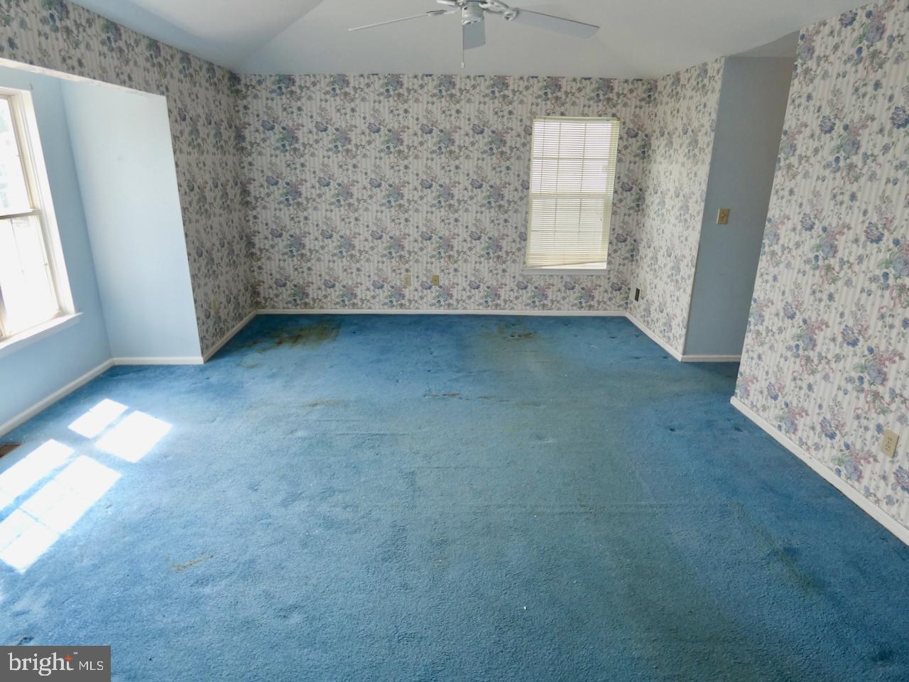 SALEM WOODS - Residential