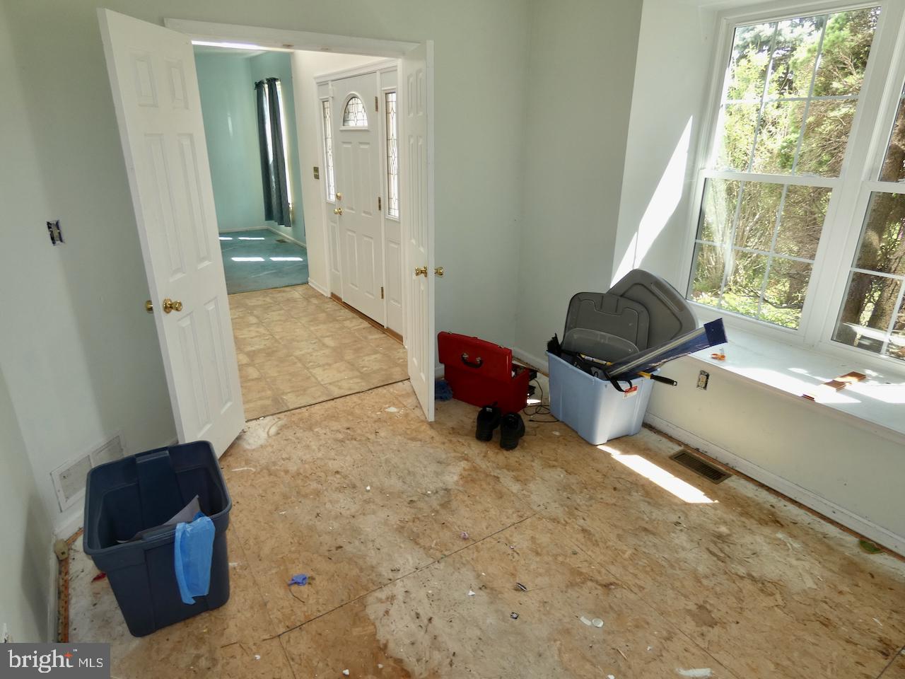 SALEM WOODS - Residential