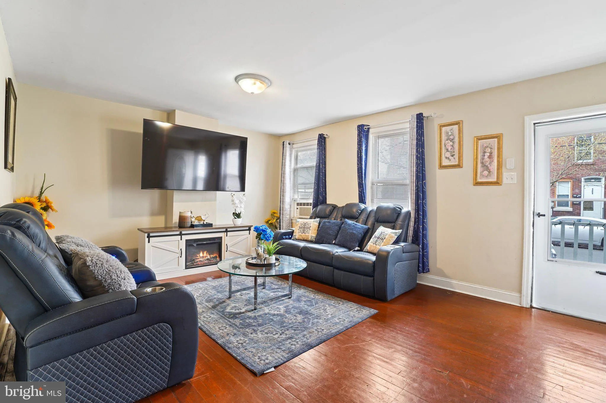 Trenton, New Jersey 08611, United States, 5 Bedrooms Bedrooms, ,2 BathroomsBathrooms,Residential,Active,117275