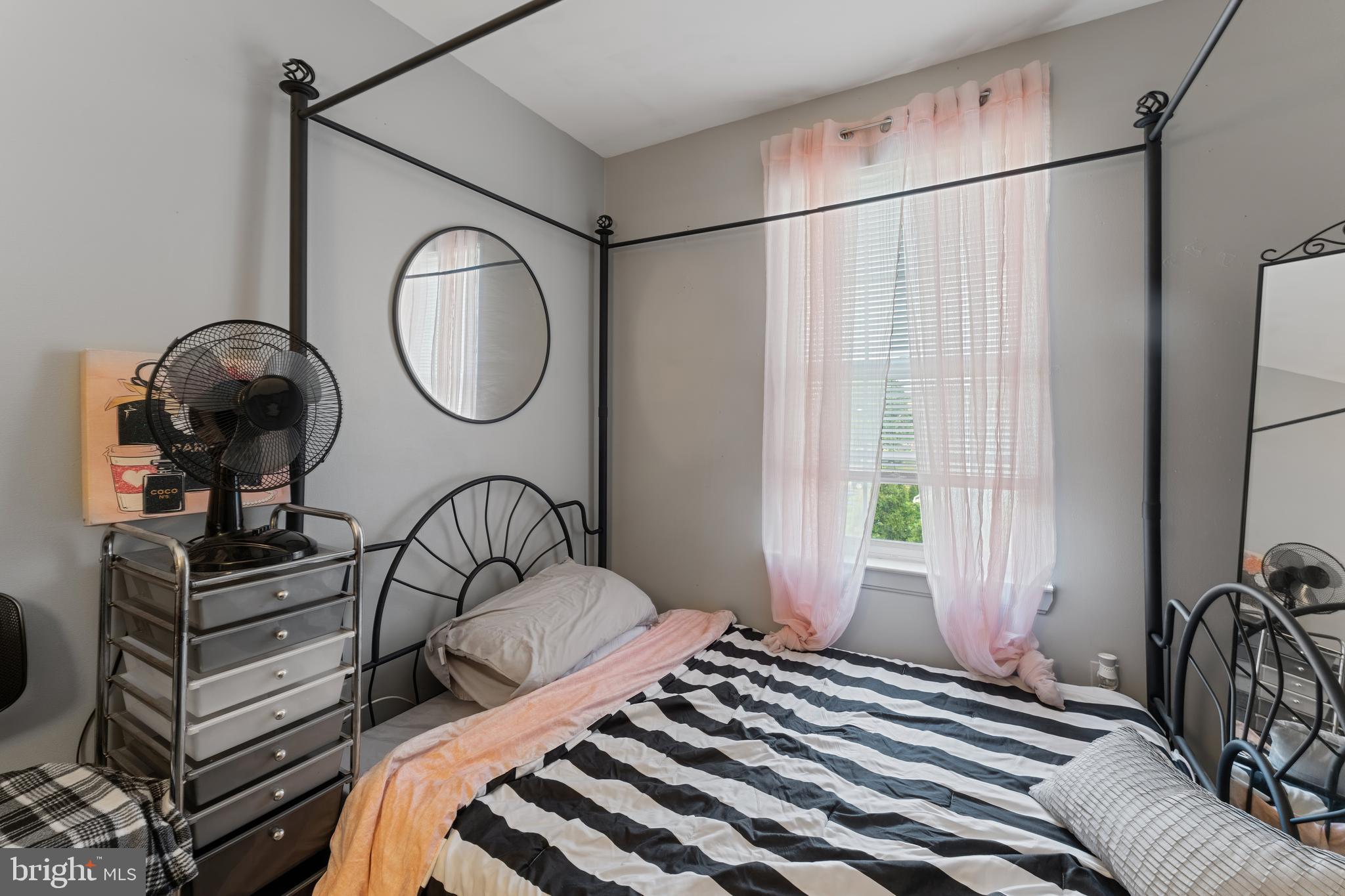 GOLDENWOOD - Residential