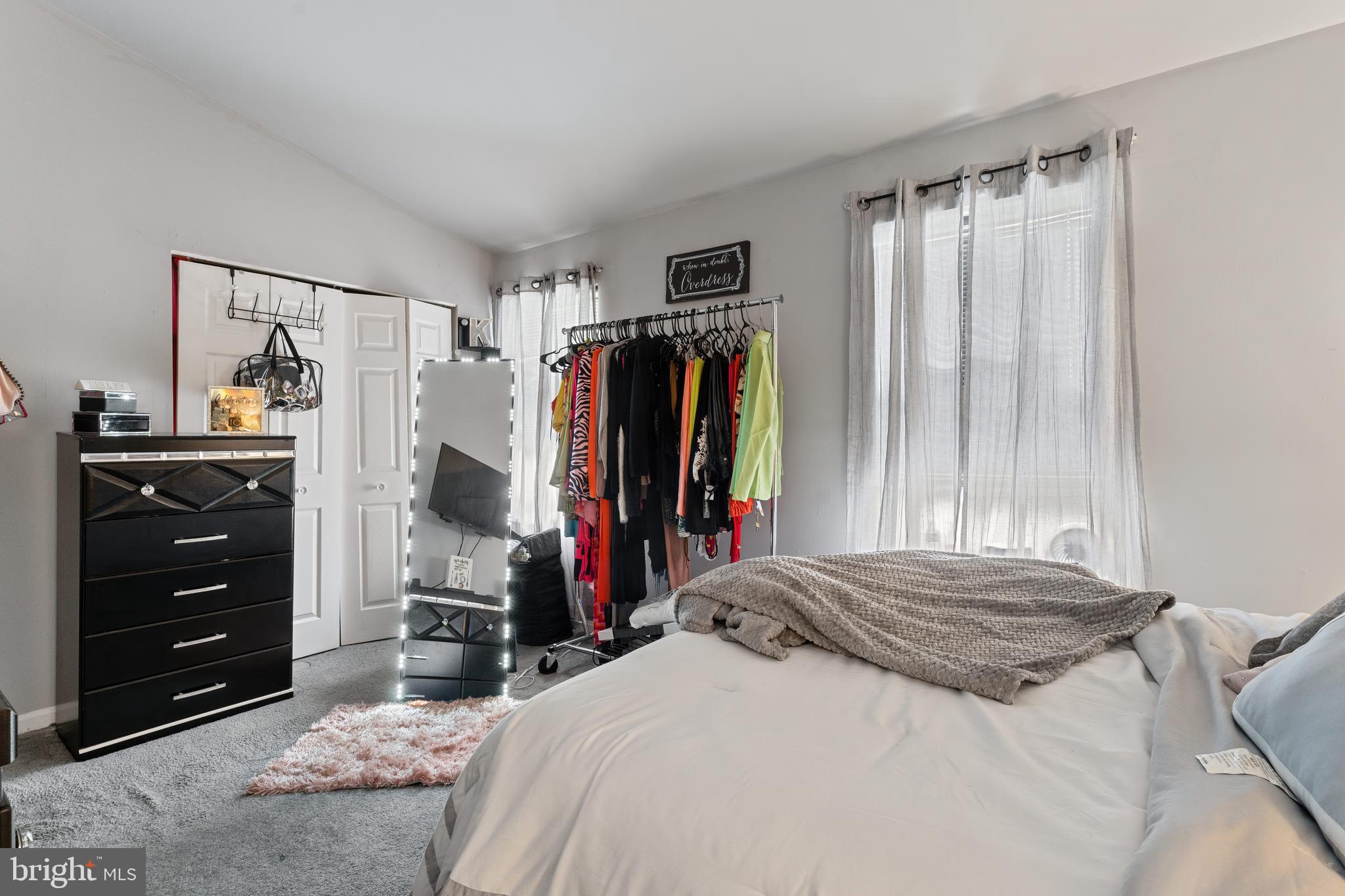 GOLDENWOOD - Residential