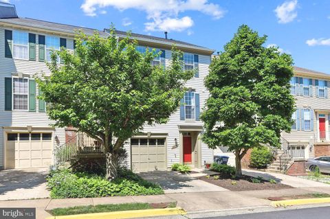Photo of 6316 Cider Barrel Circle, CENTREVILLE, VA 20121 (MLS # VAFX2306558)