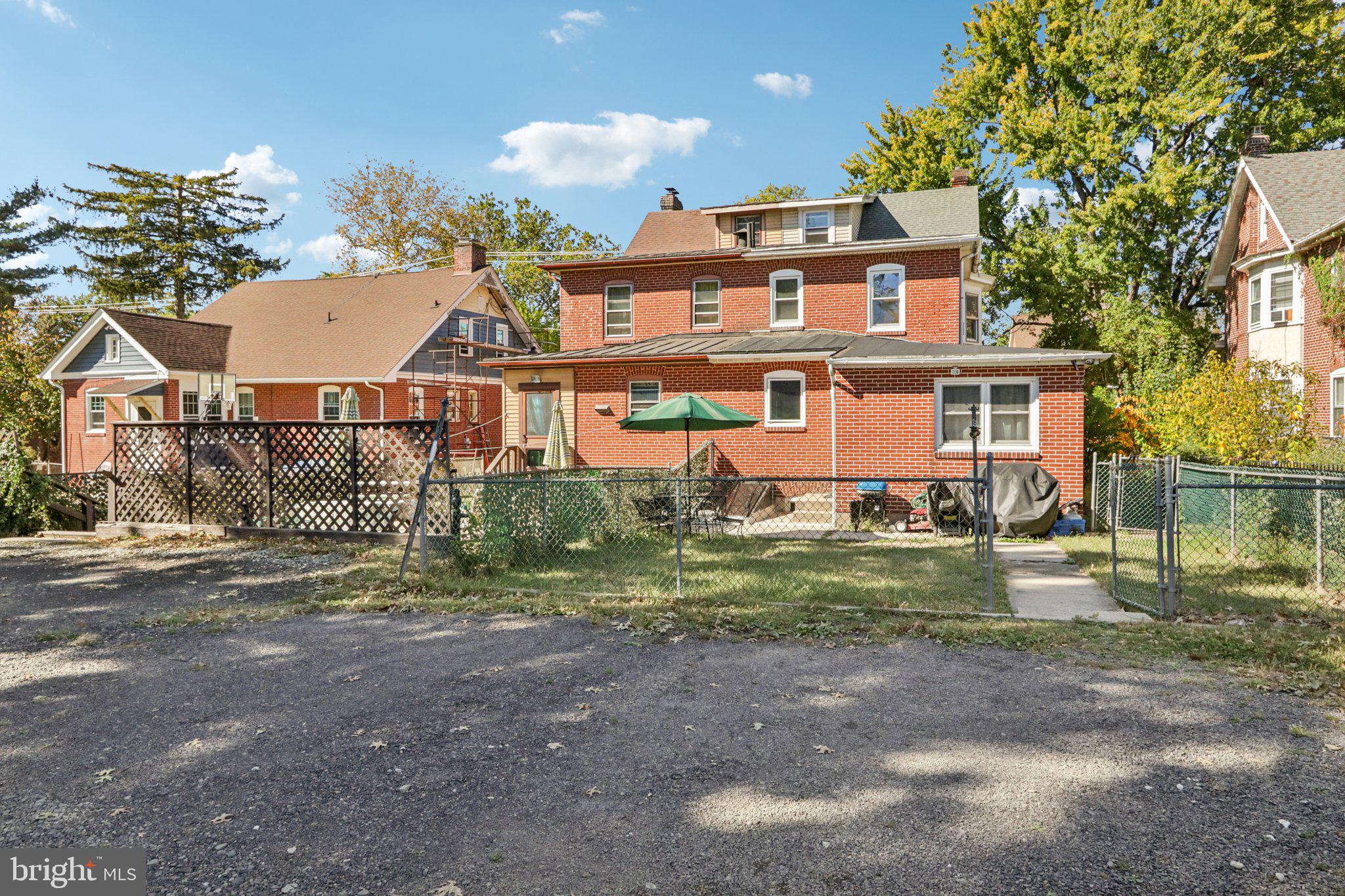 POTTSTOWN - Residential