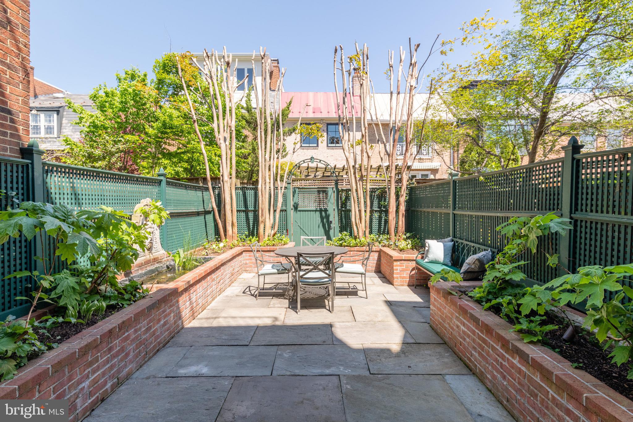 OLD TOWN - Residential