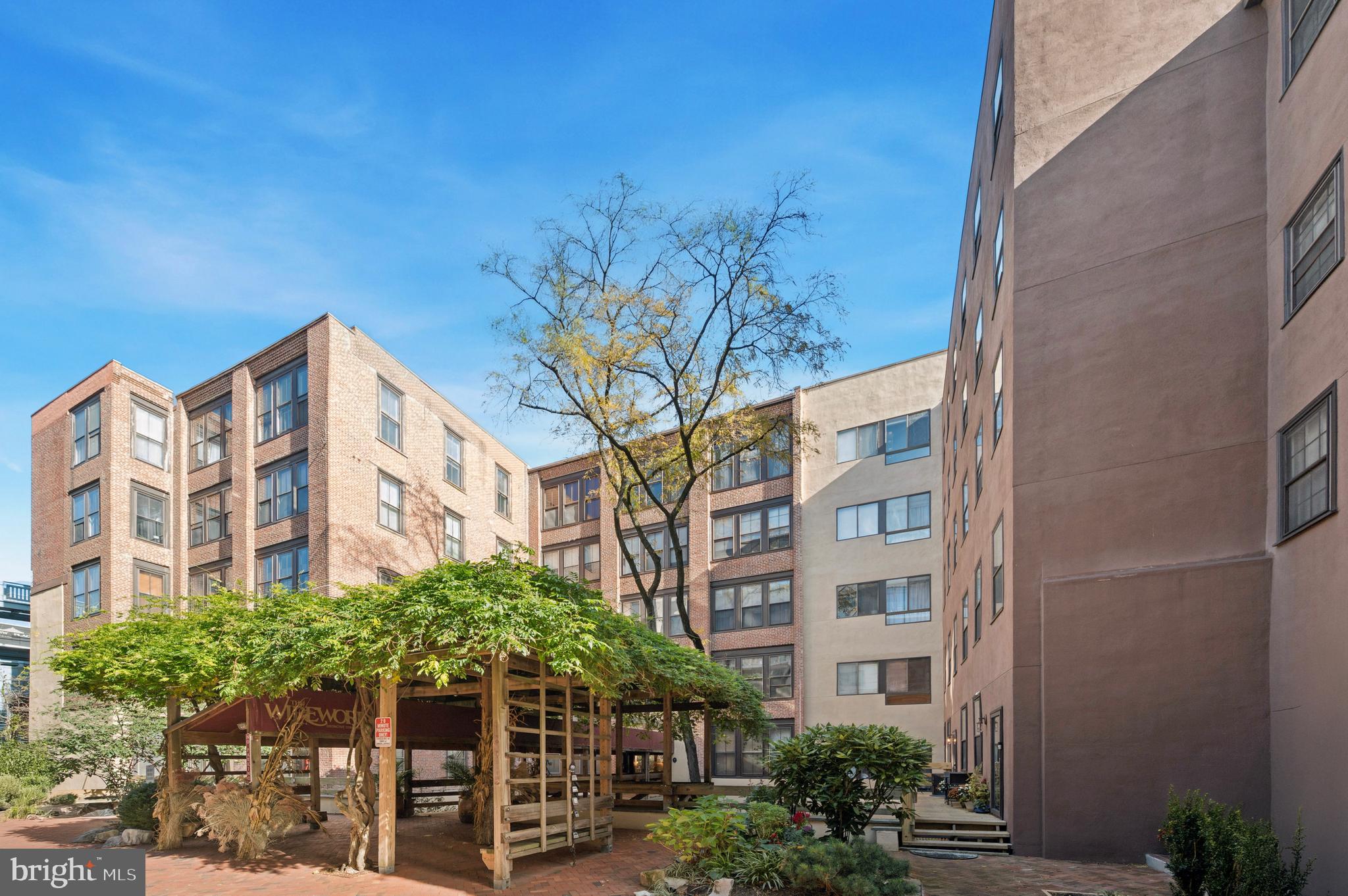 OLD CITY - Residential