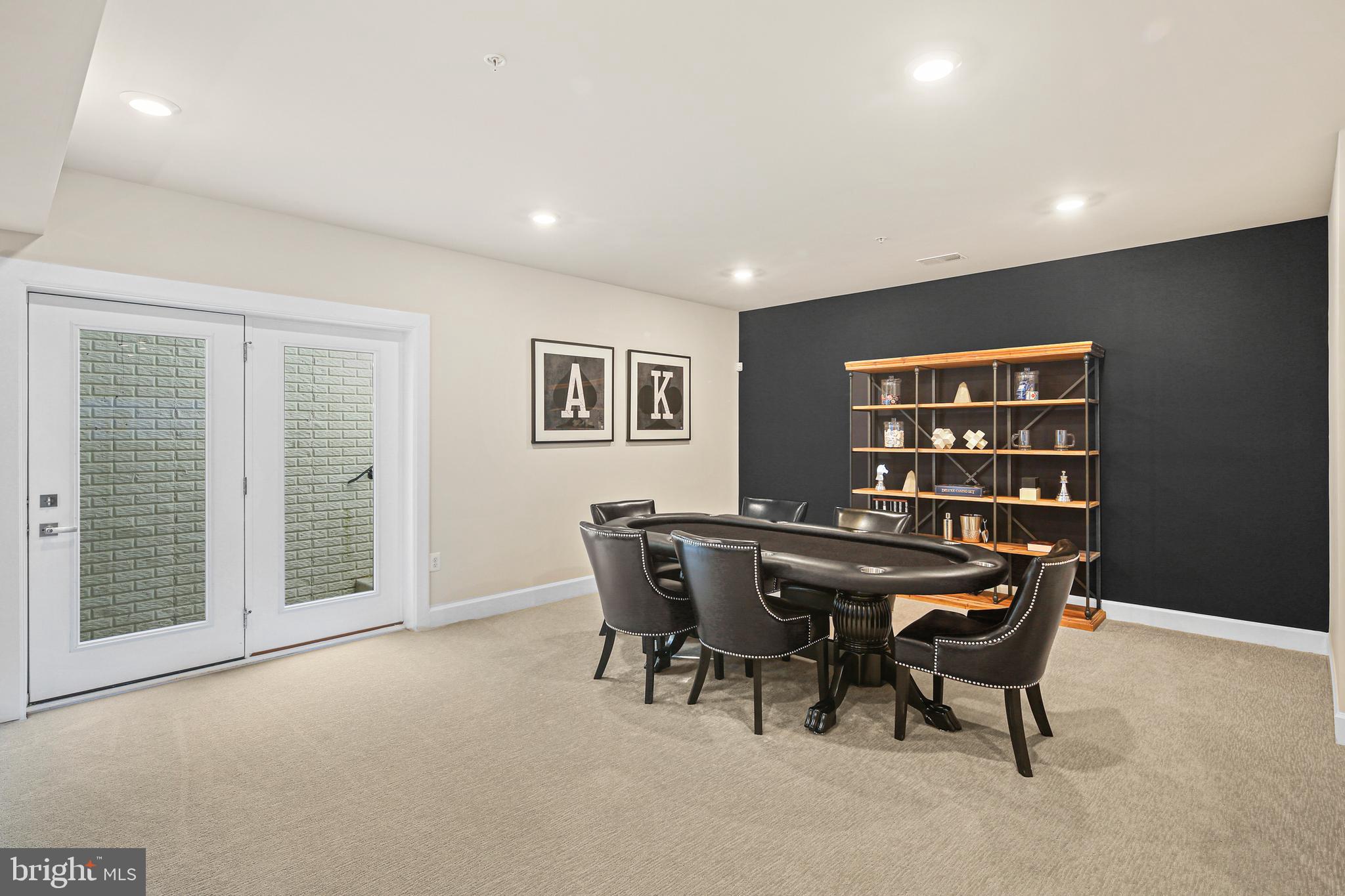 WESTMOUNT - Residential