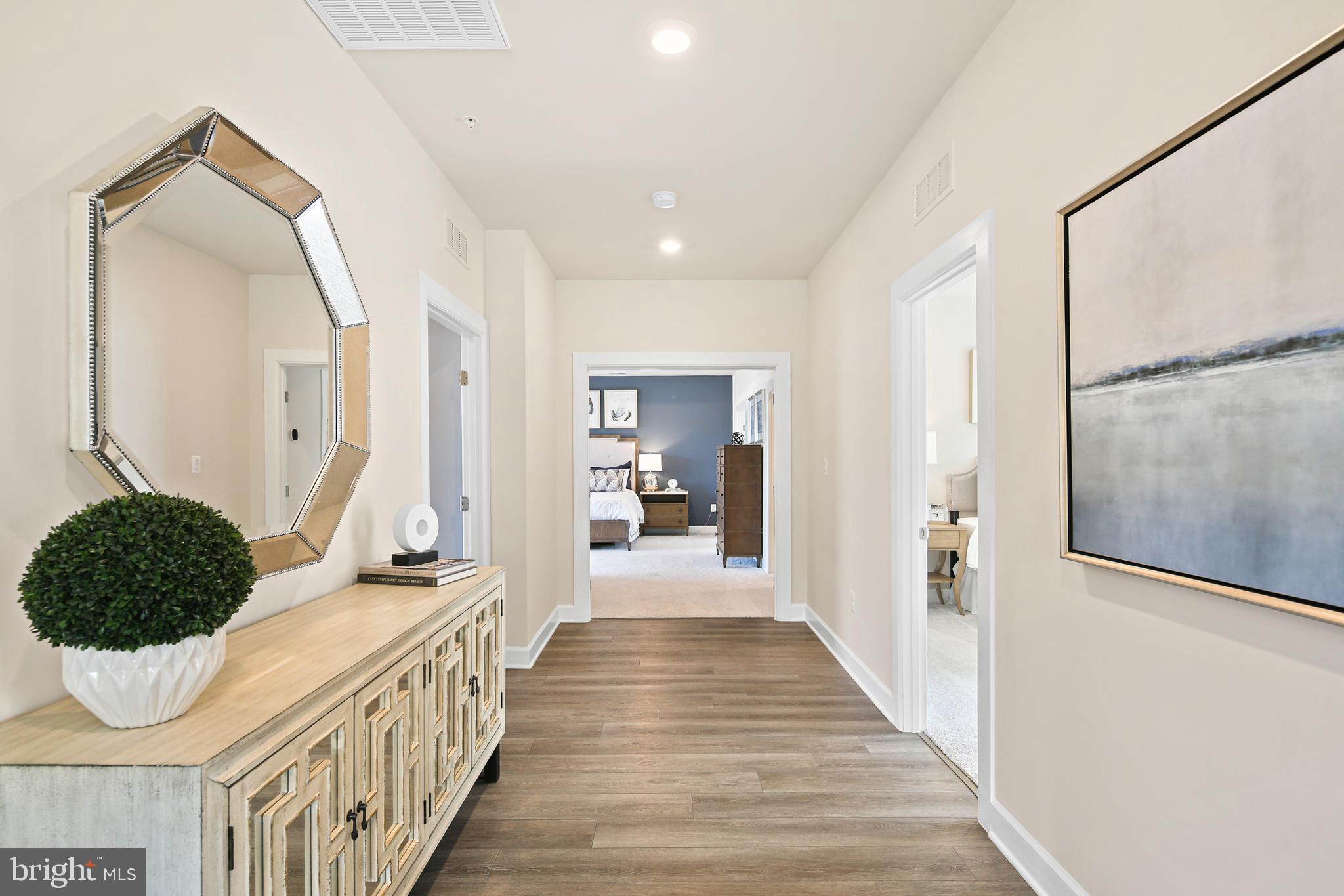 WESTMOUNT - Residential