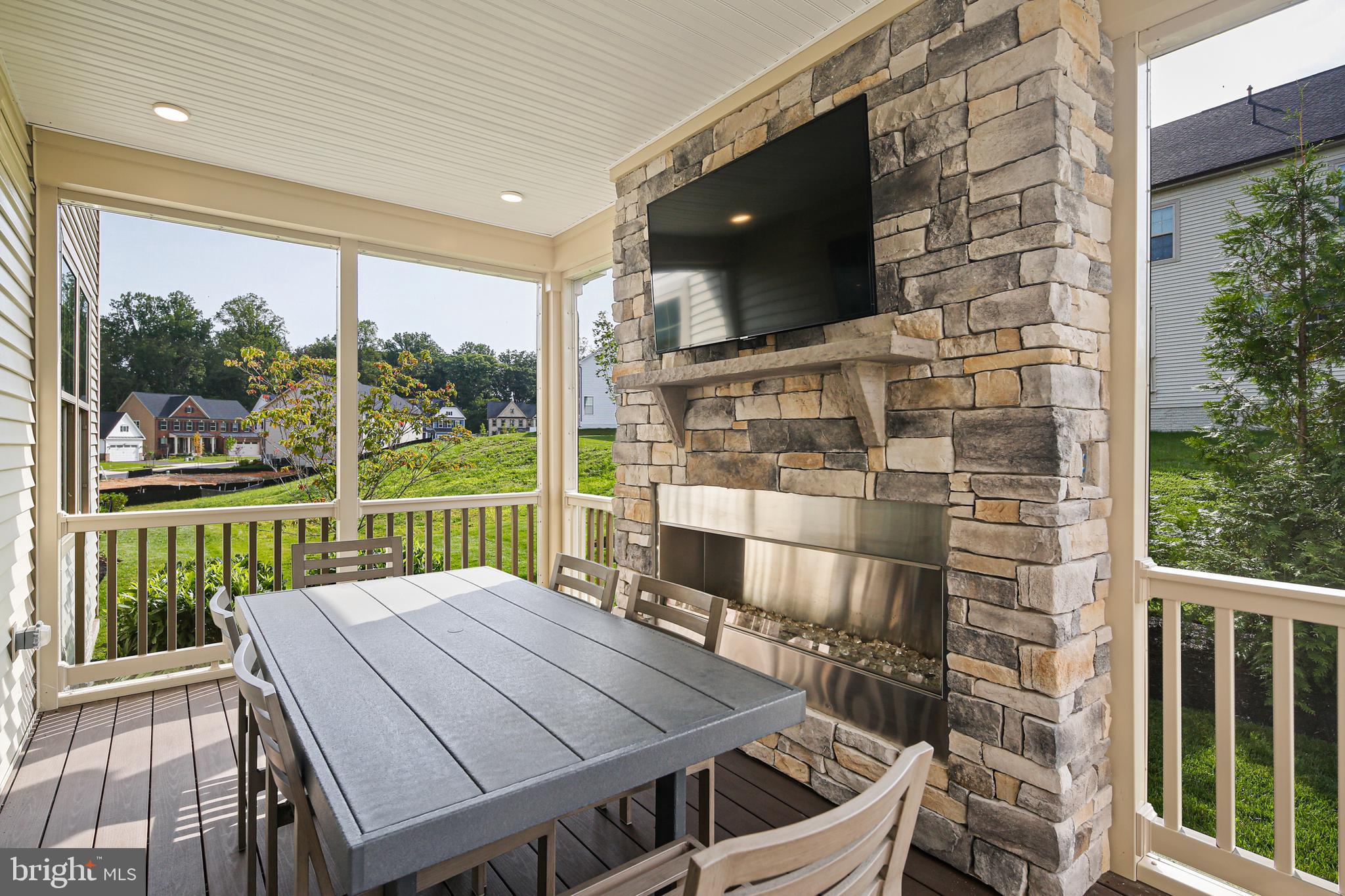 WESTMOUNT - Residential