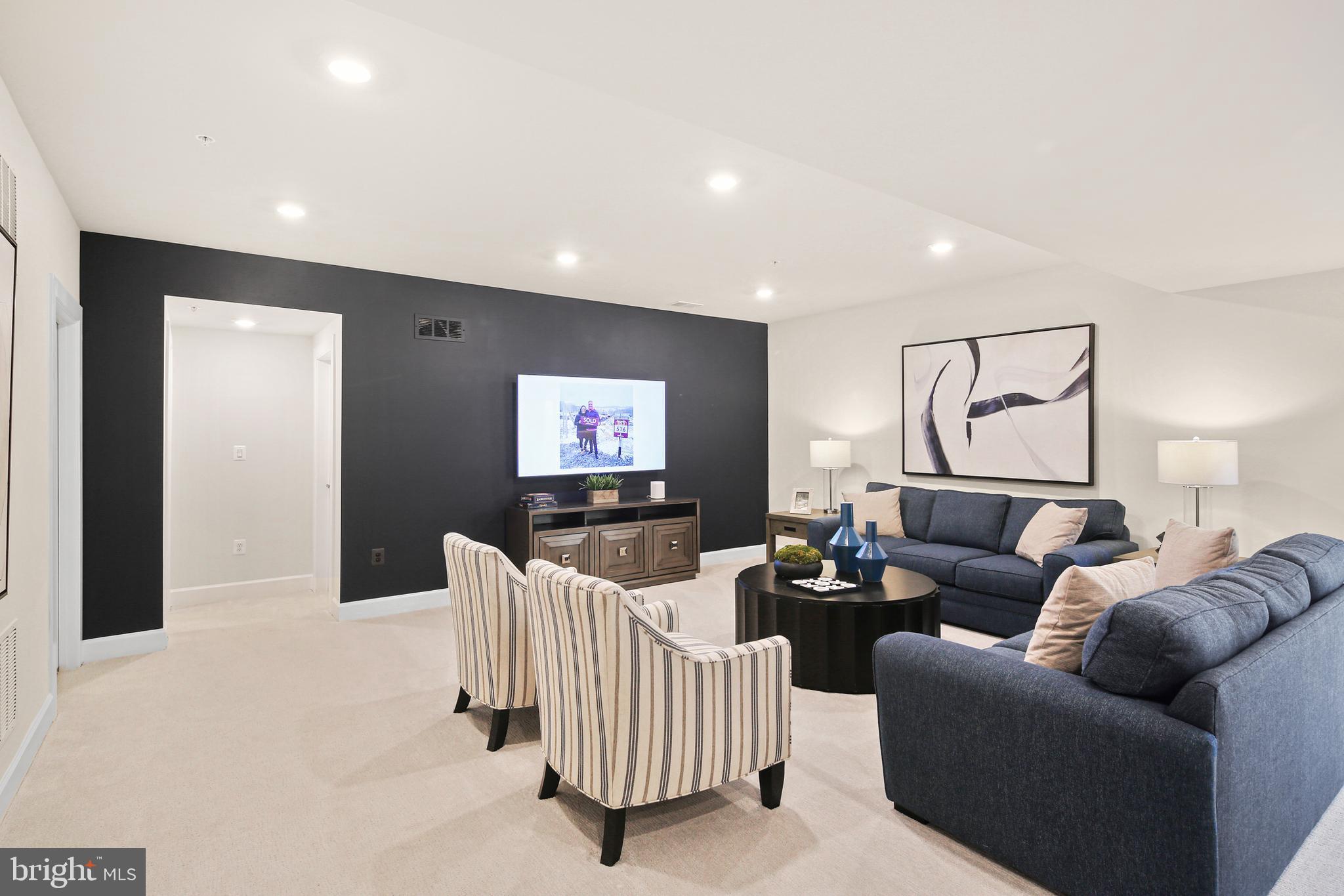 WESTMOUNT - Residential