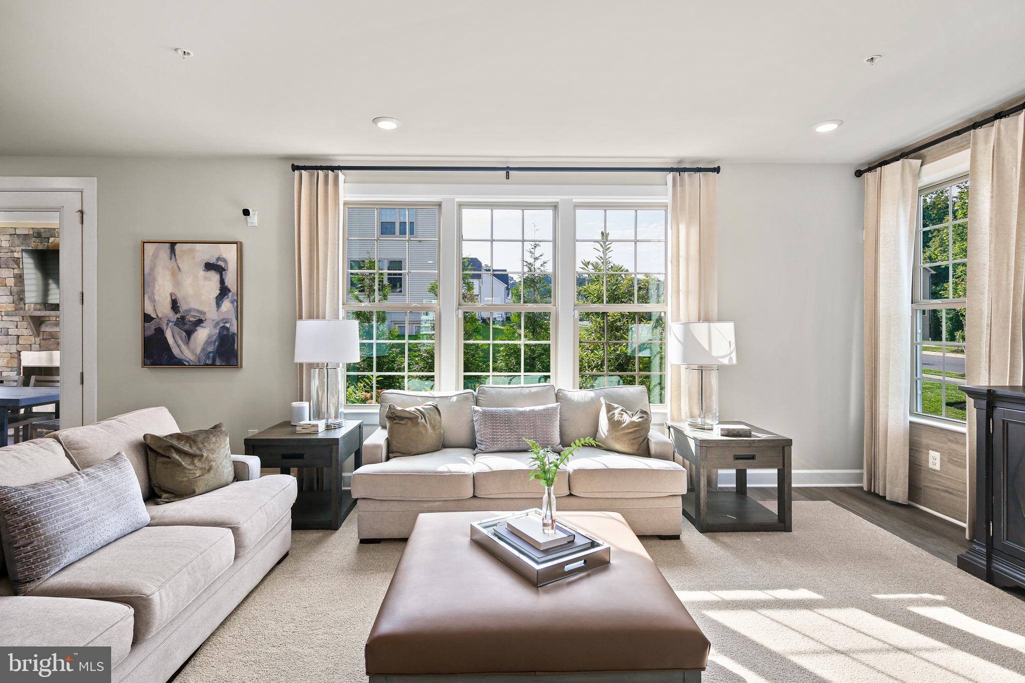 WESTMOUNT - Residential