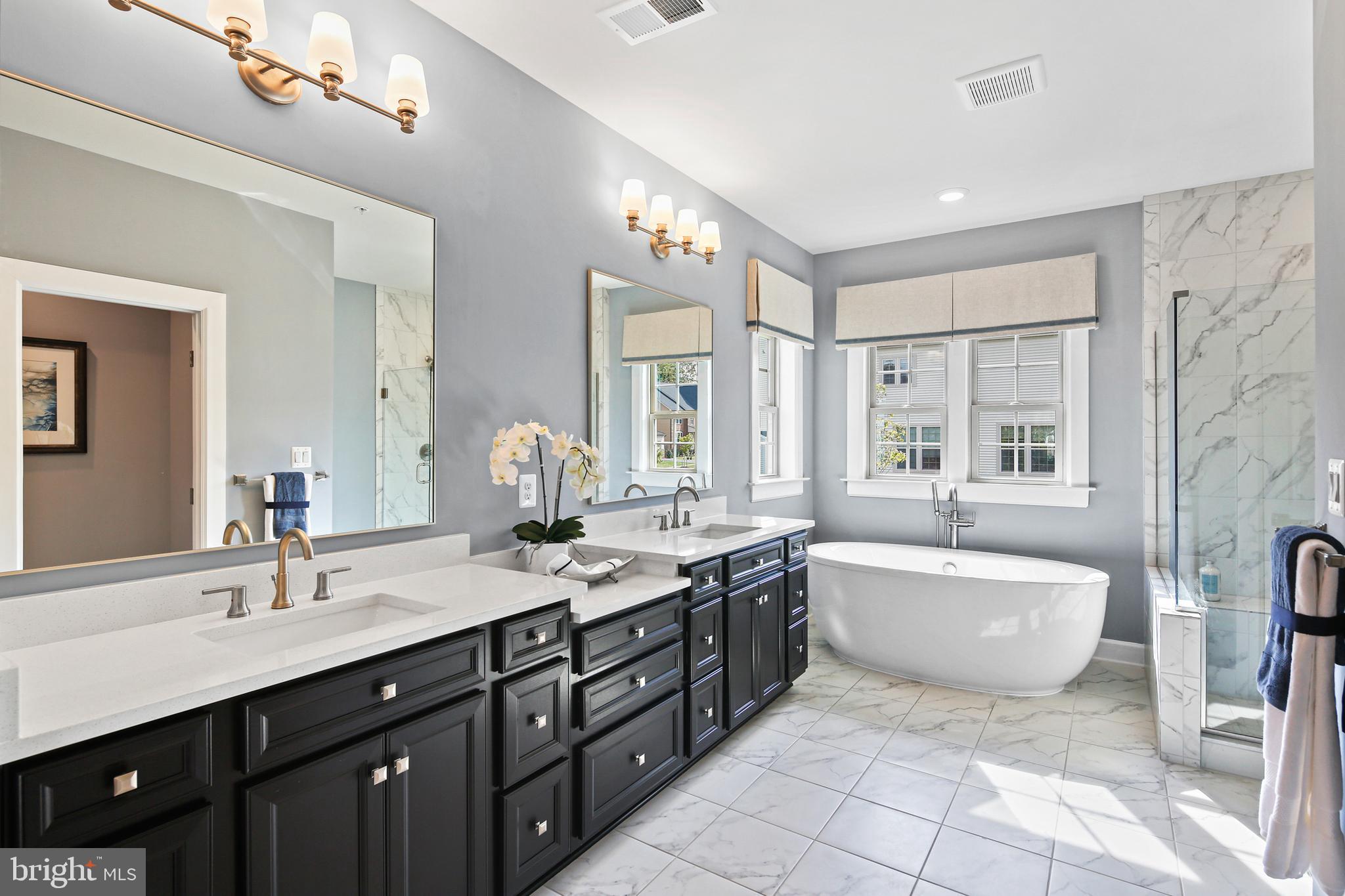 WESTMOUNT - Residential