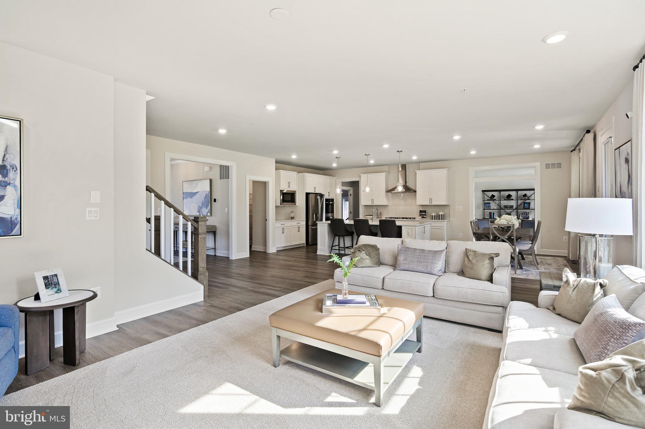 WESTMOUNT - Residential