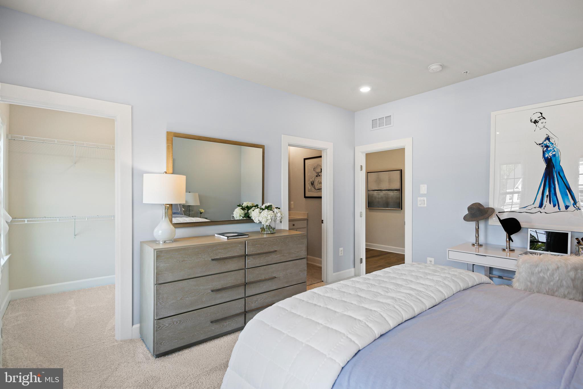 WESTMOUNT - Residential