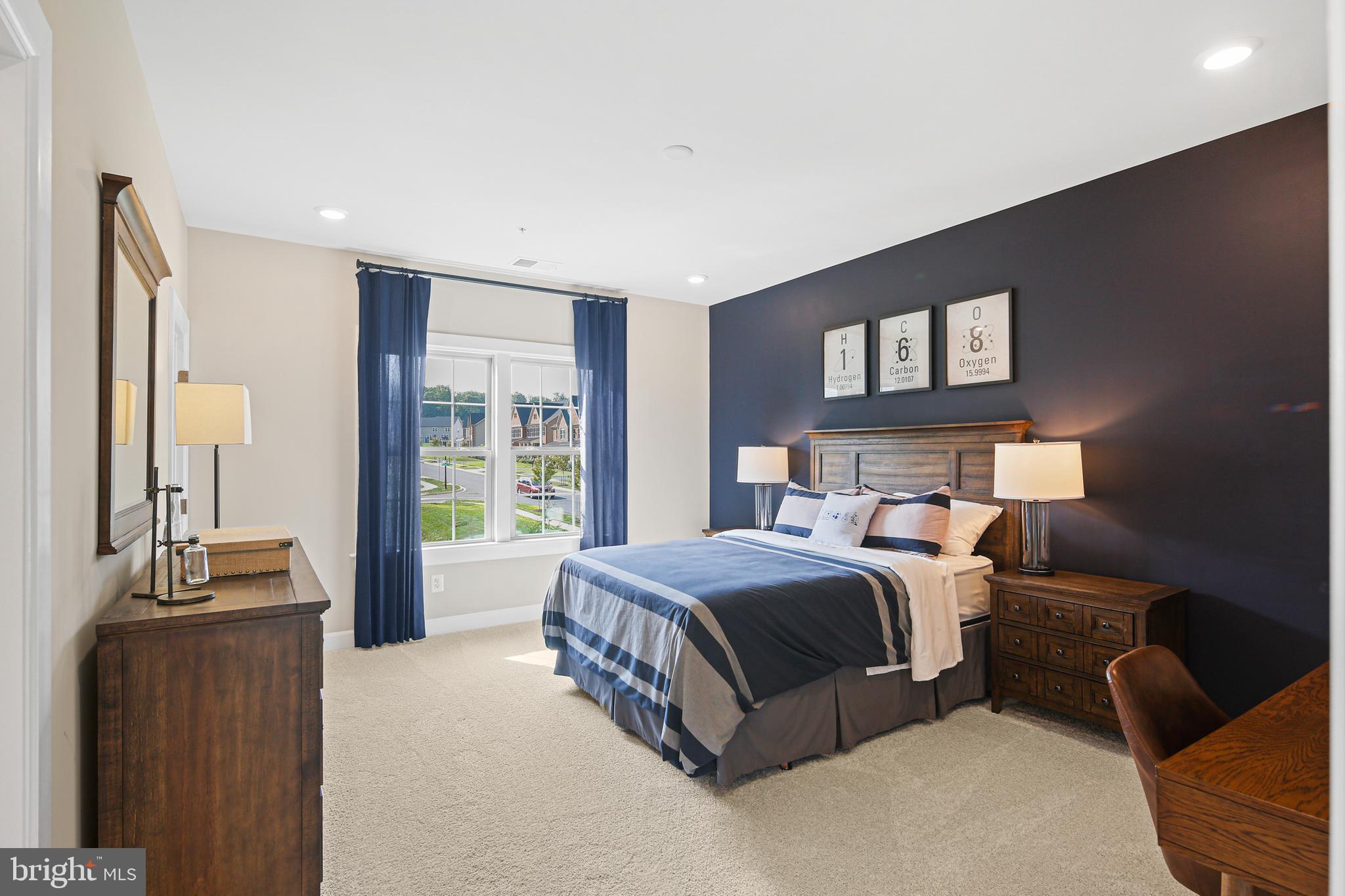 WESTMOUNT - Residential