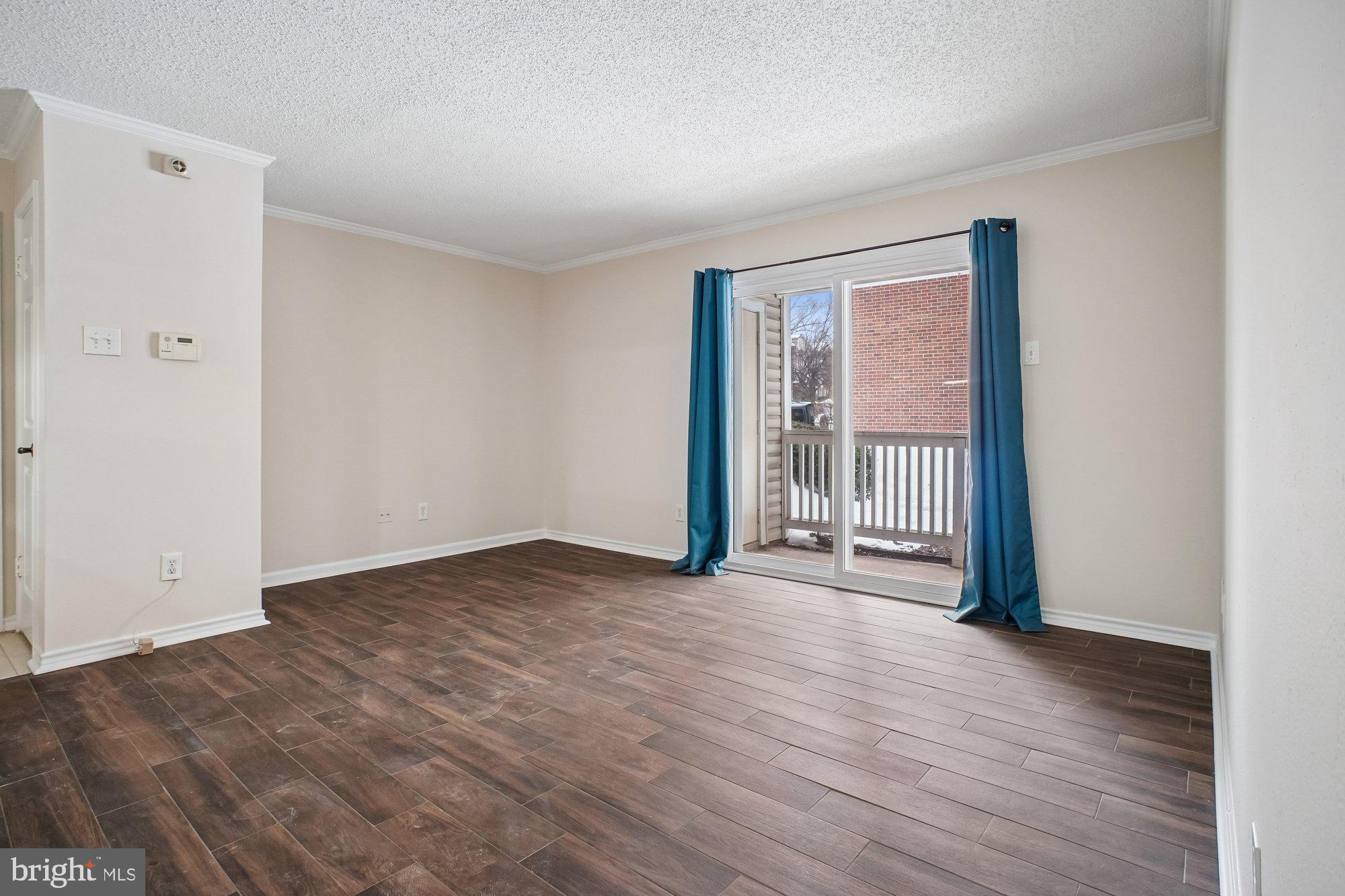 FOUNTAINS AT MCLEAN - Residential