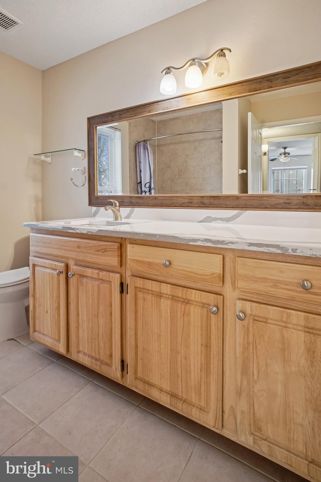 FOUNTAINS AT MCLEAN - Residential