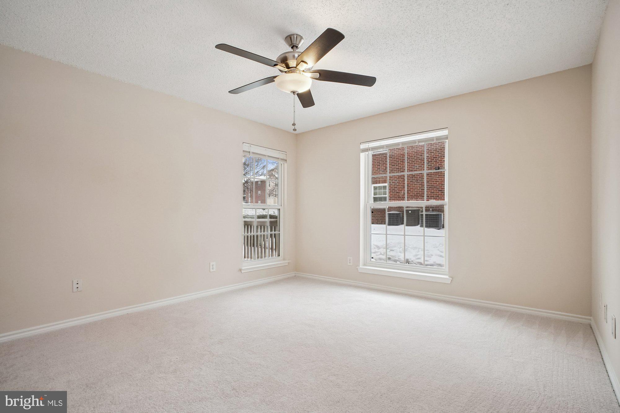 FOUNTAINS AT MCLEAN - Residential