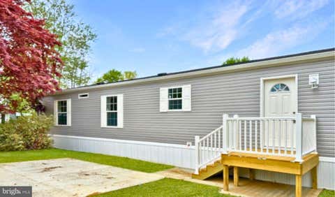 Mobile Home For Sale - 111 Azalea Circle Cir<br/> Chester County, HONEY BROOK, PA 19344