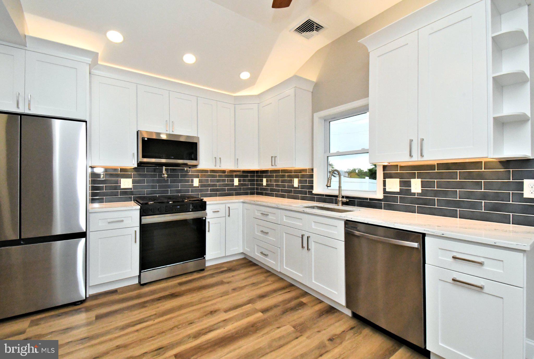 CANDLE BROOK - Residential