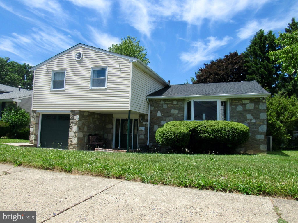 Photo of 463 Pinewood Road, PHILADELPHIA, PA 19116 (MLS # PAPH2630486)