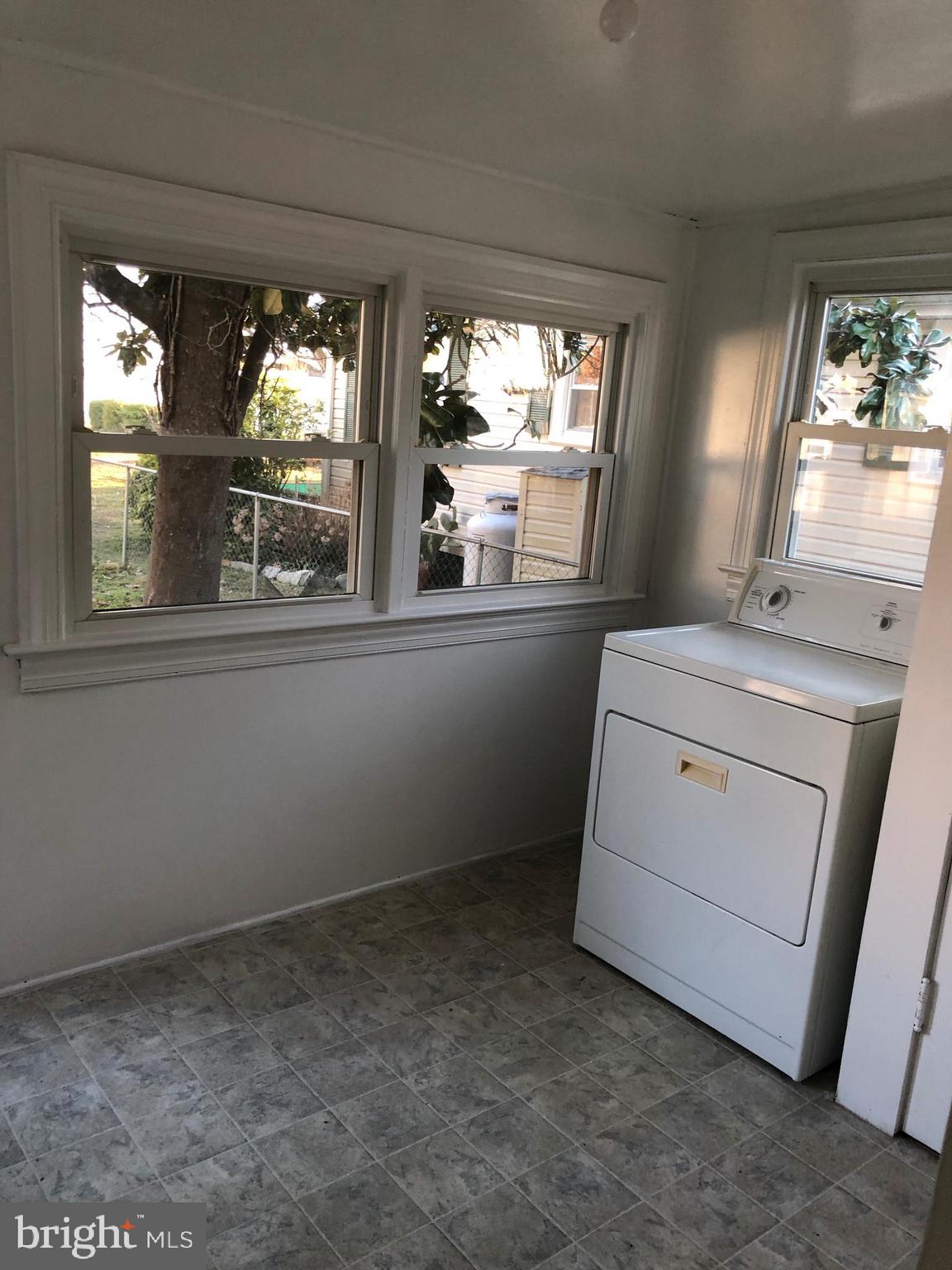 TOWN OF COLONIAL BEACH - Residential Lease