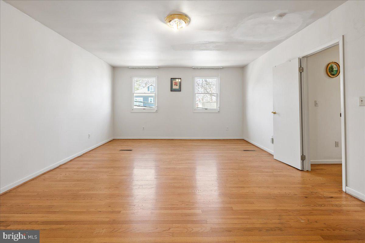 DOUGLAS PARK - Residential