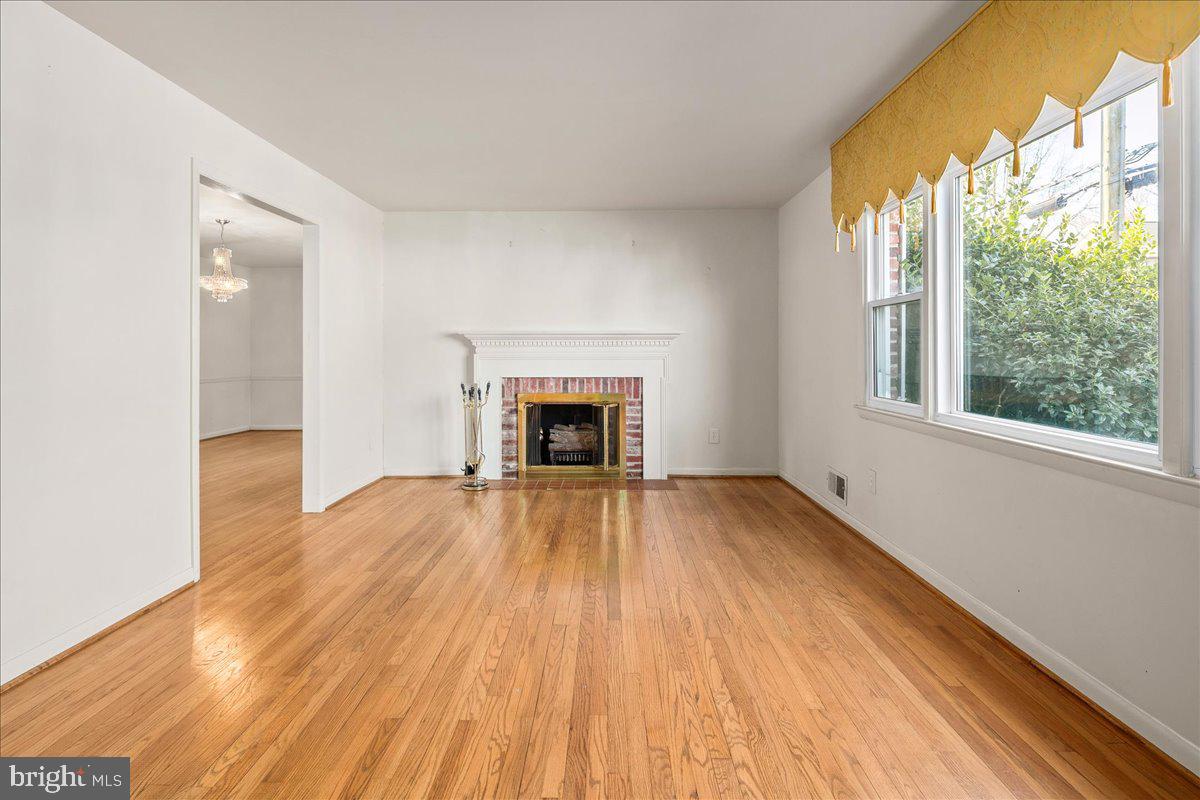 DOUGLAS PARK - Residential