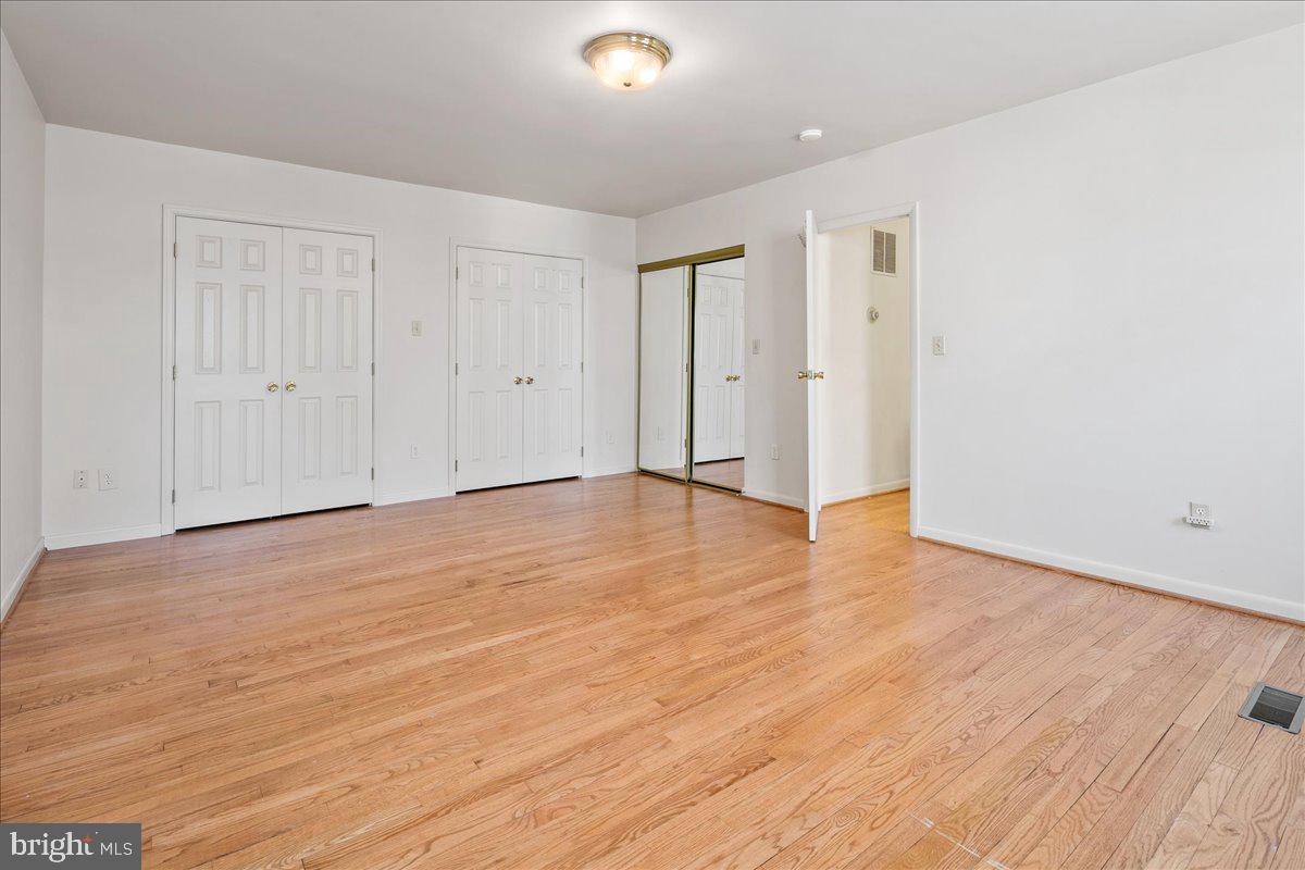 DOUGLAS PARK - Residential