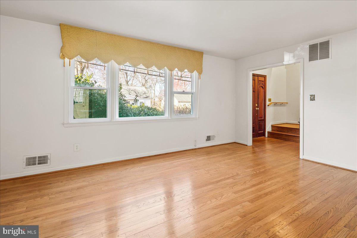 DOUGLAS PARK - Residential