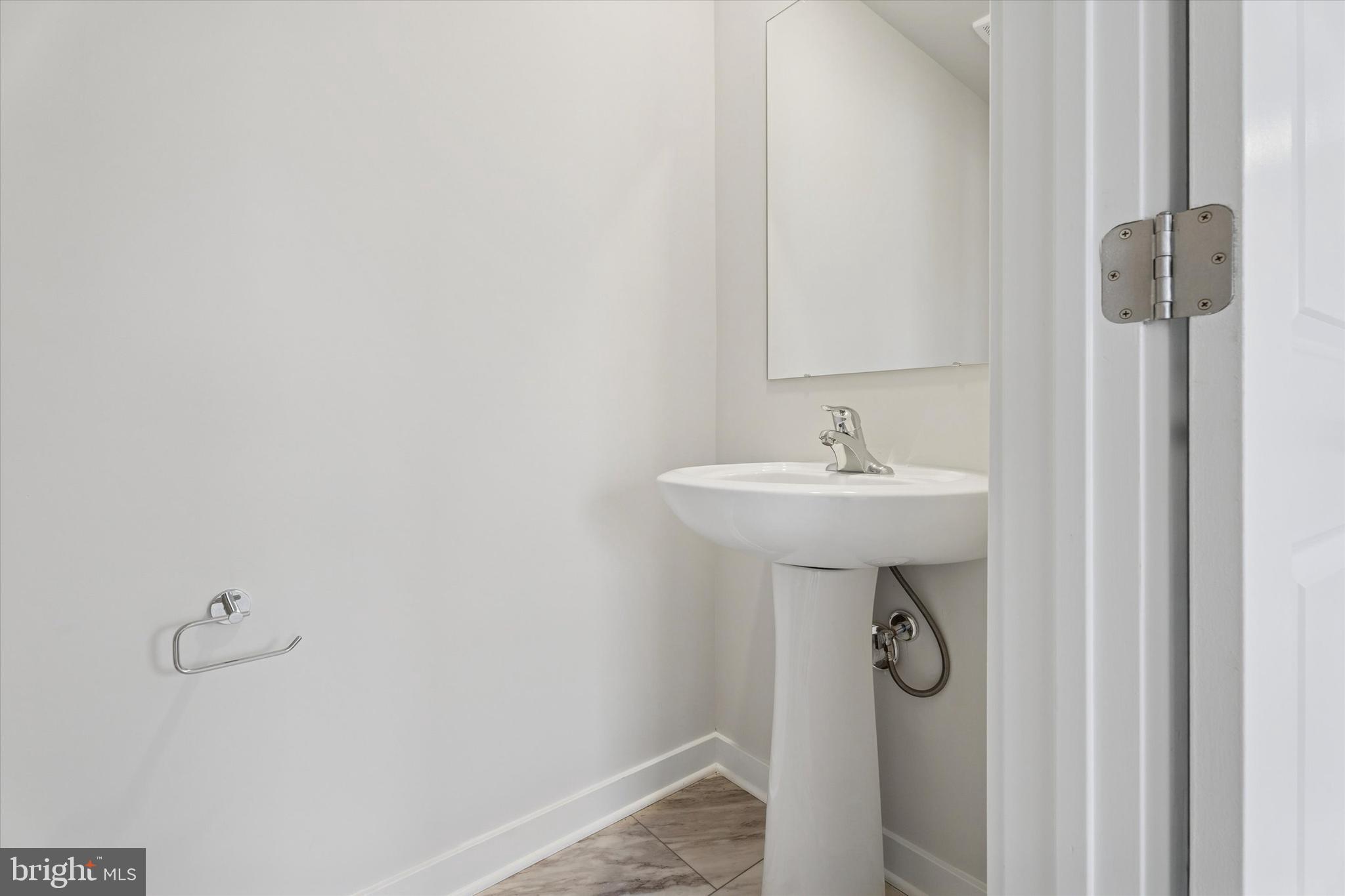 RIVER POINTE - Residential Lease