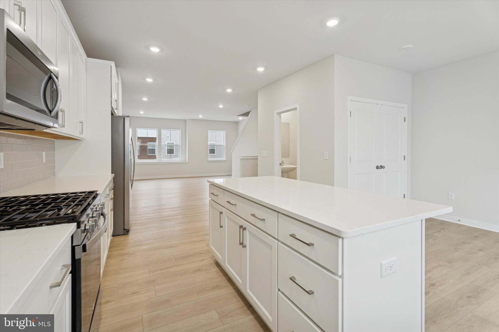 RIVER POINTE - Residential Lease