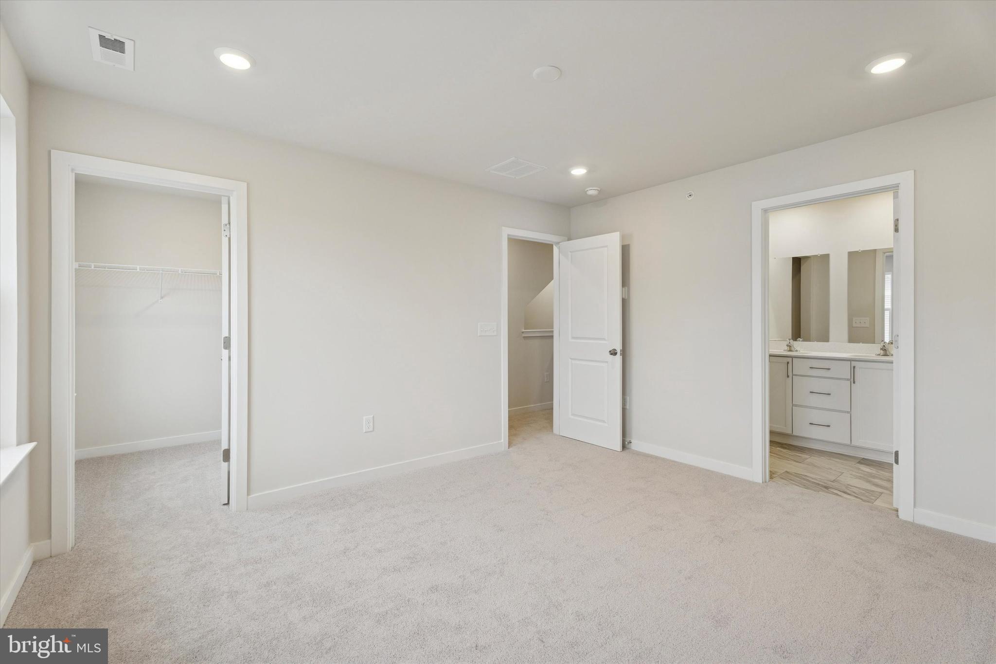 RIVER POINTE - Residential Lease