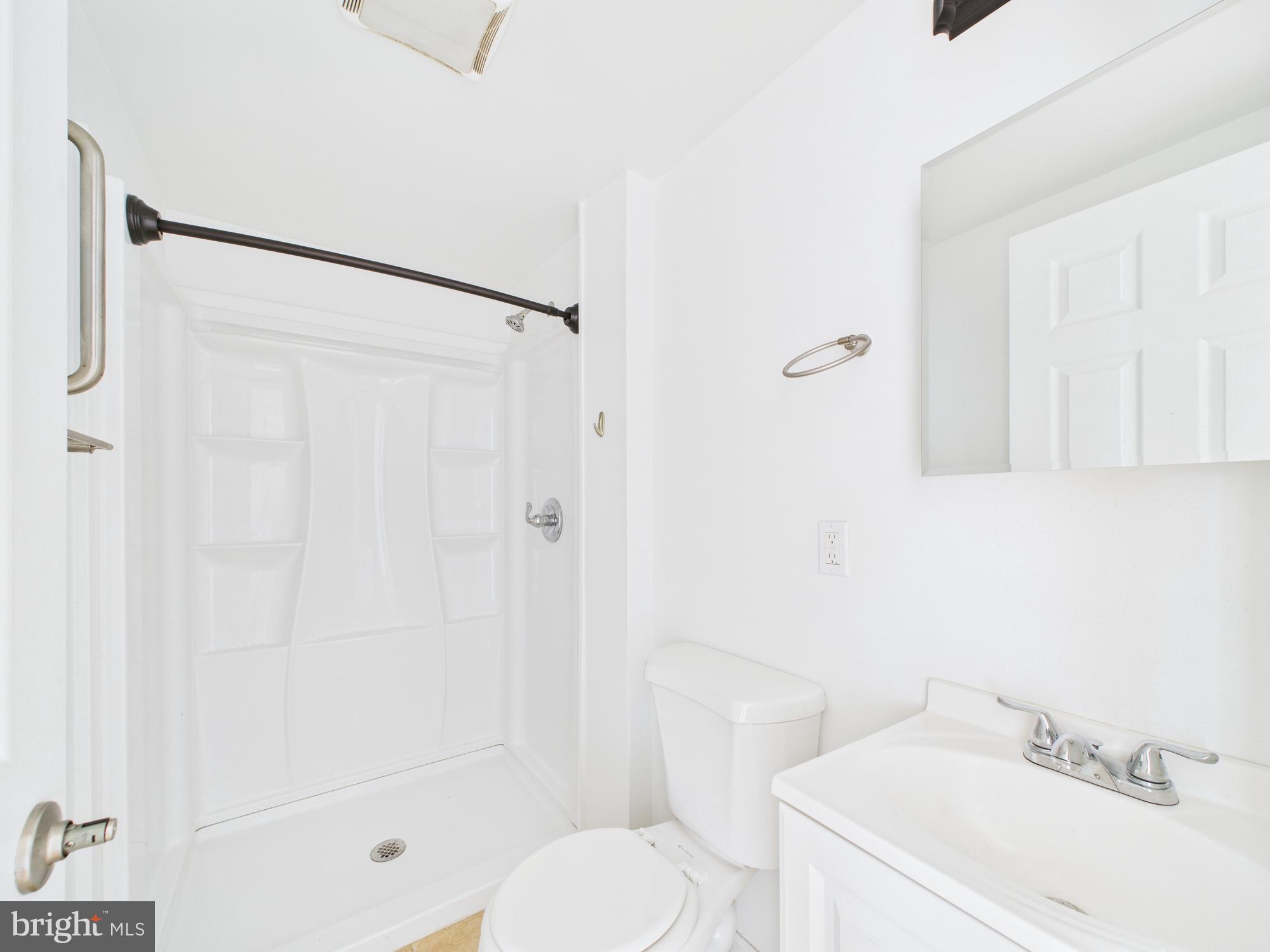 MANTUA - Residential Lease