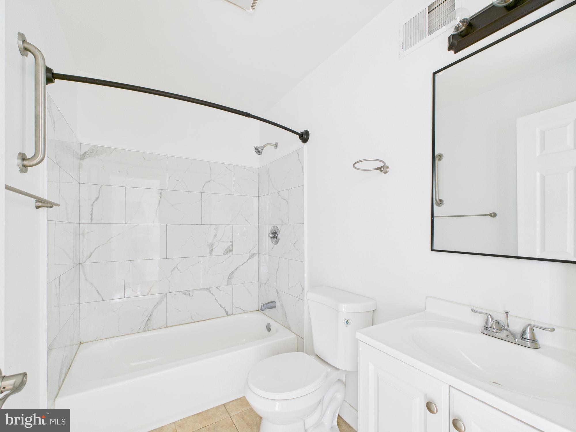 MANTUA - Residential Lease